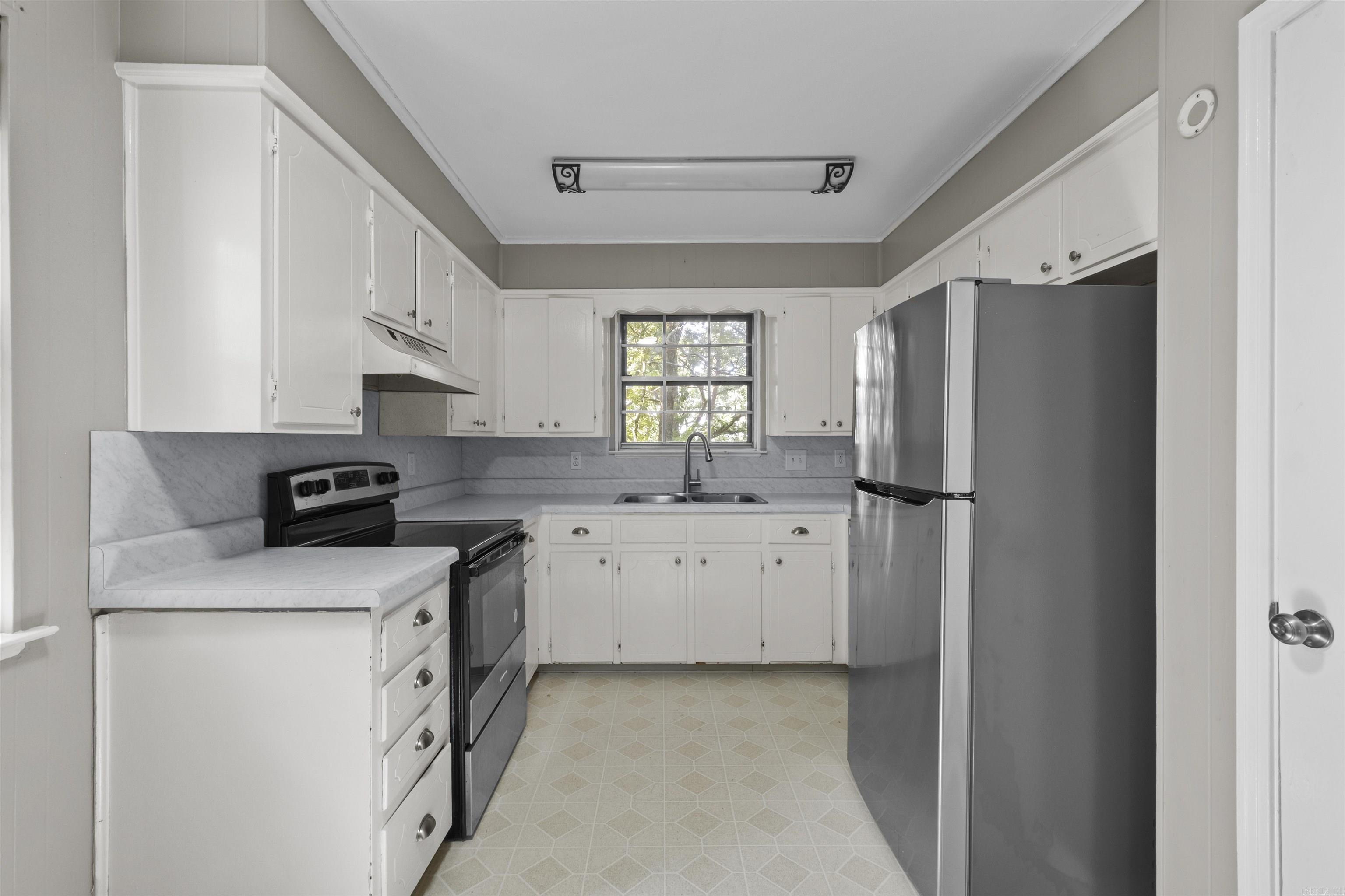 12601 Pleasant Forest Drive Property Photo 11