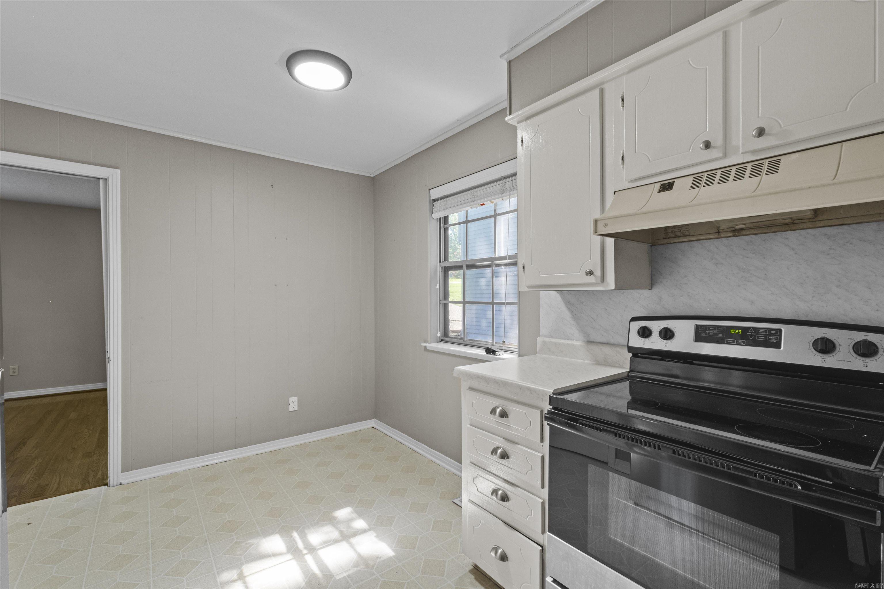12601 Pleasant Forest Drive Property Photo 13