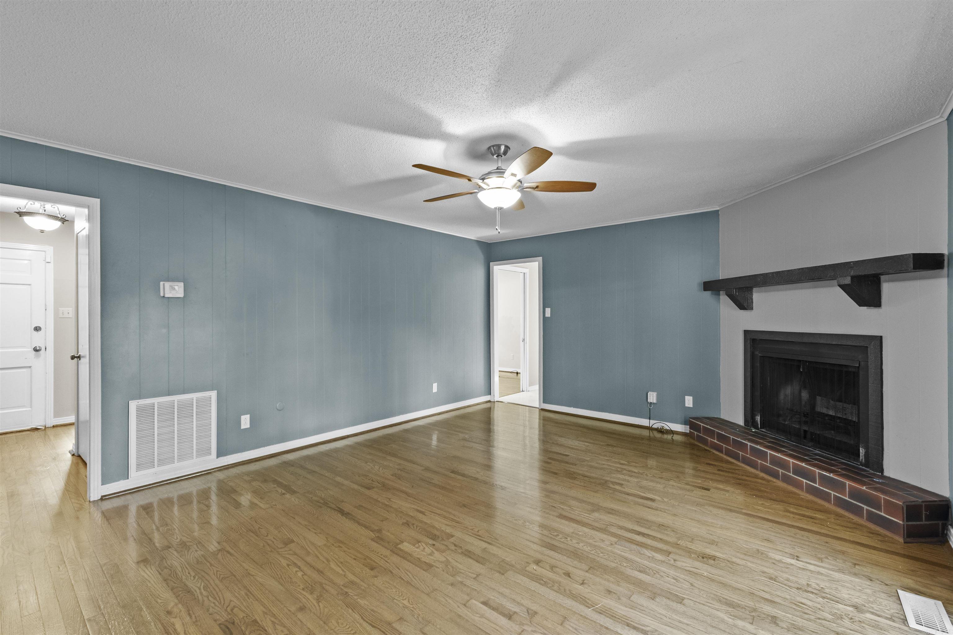12601 Pleasant Forest Drive Property Photo 16