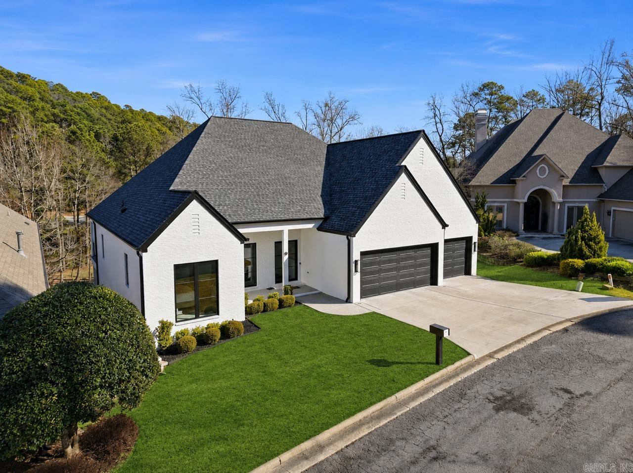 9 Bella View Drive Property Photo 1