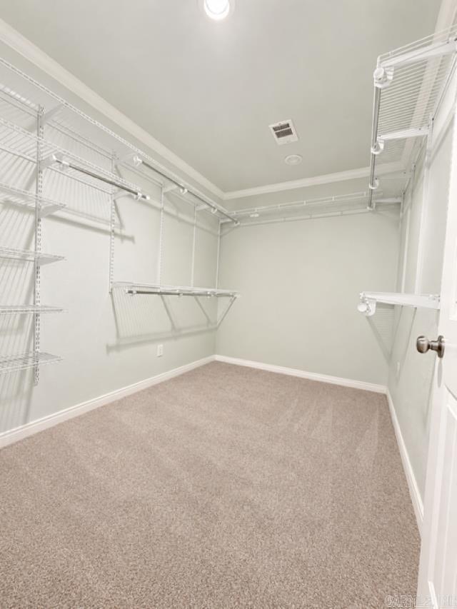 906 E Walnut Street Property Photo 13