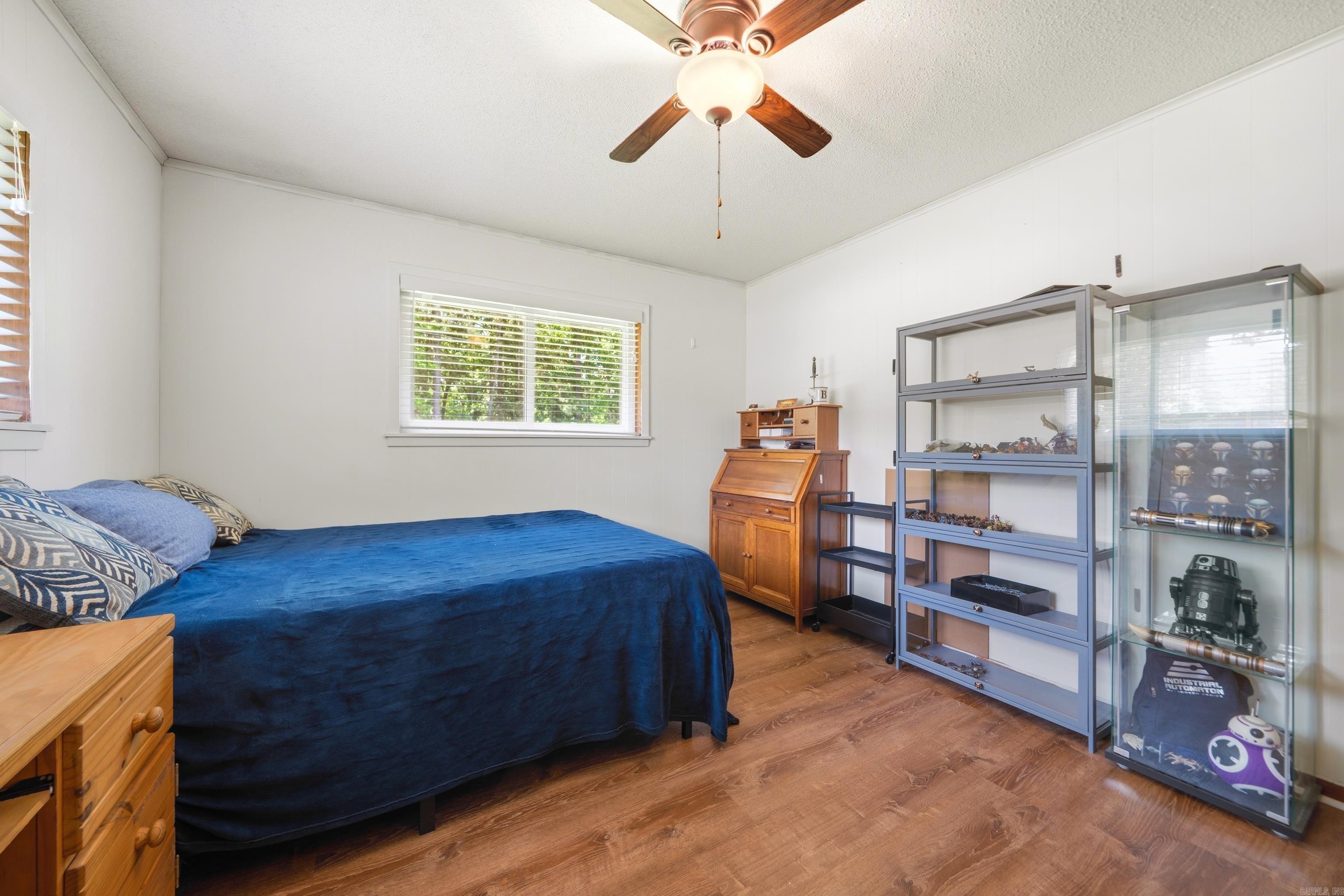 4040 Pine Street Property Photo 29