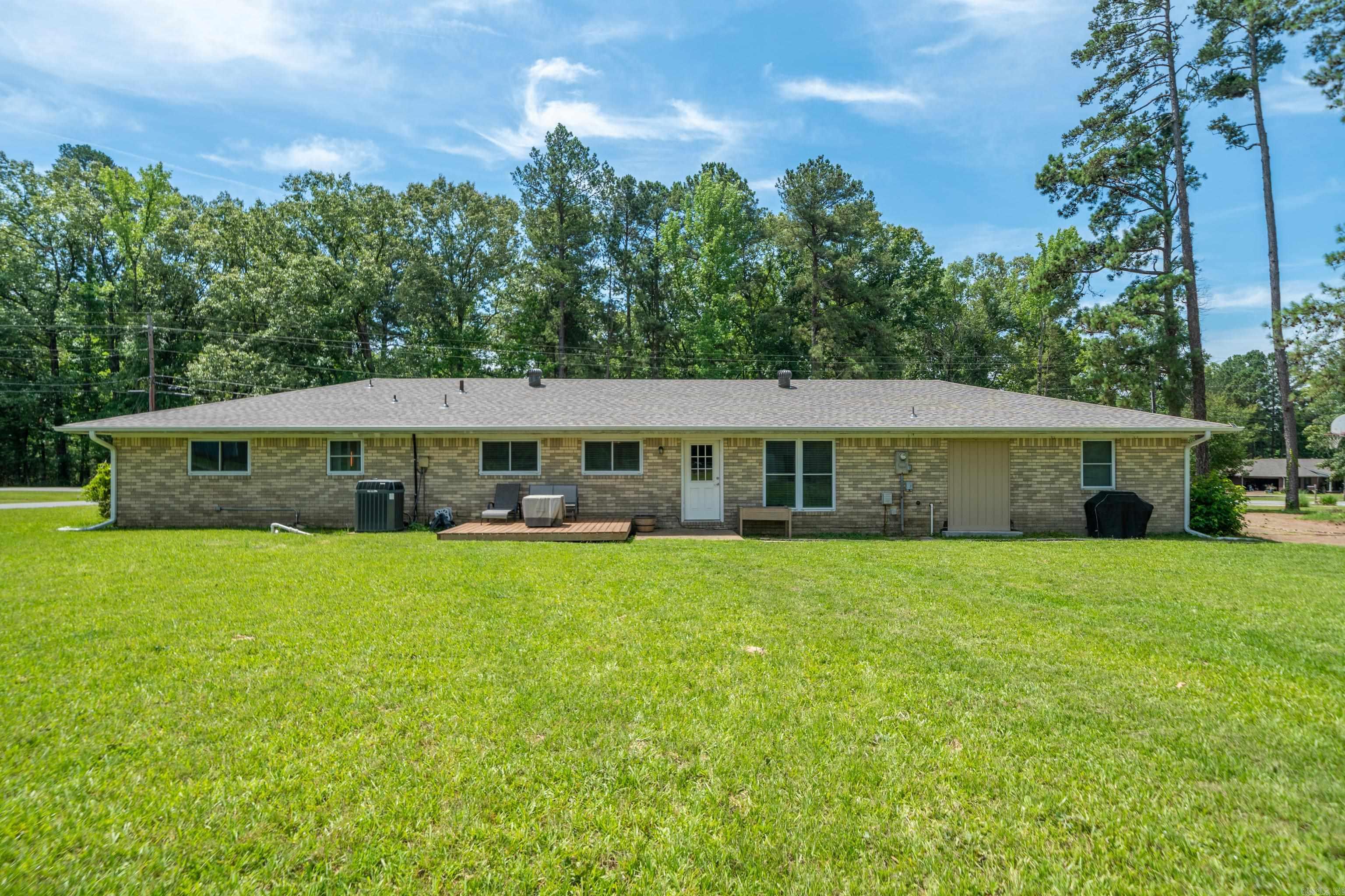 4040 Pine Street Property Photo 43