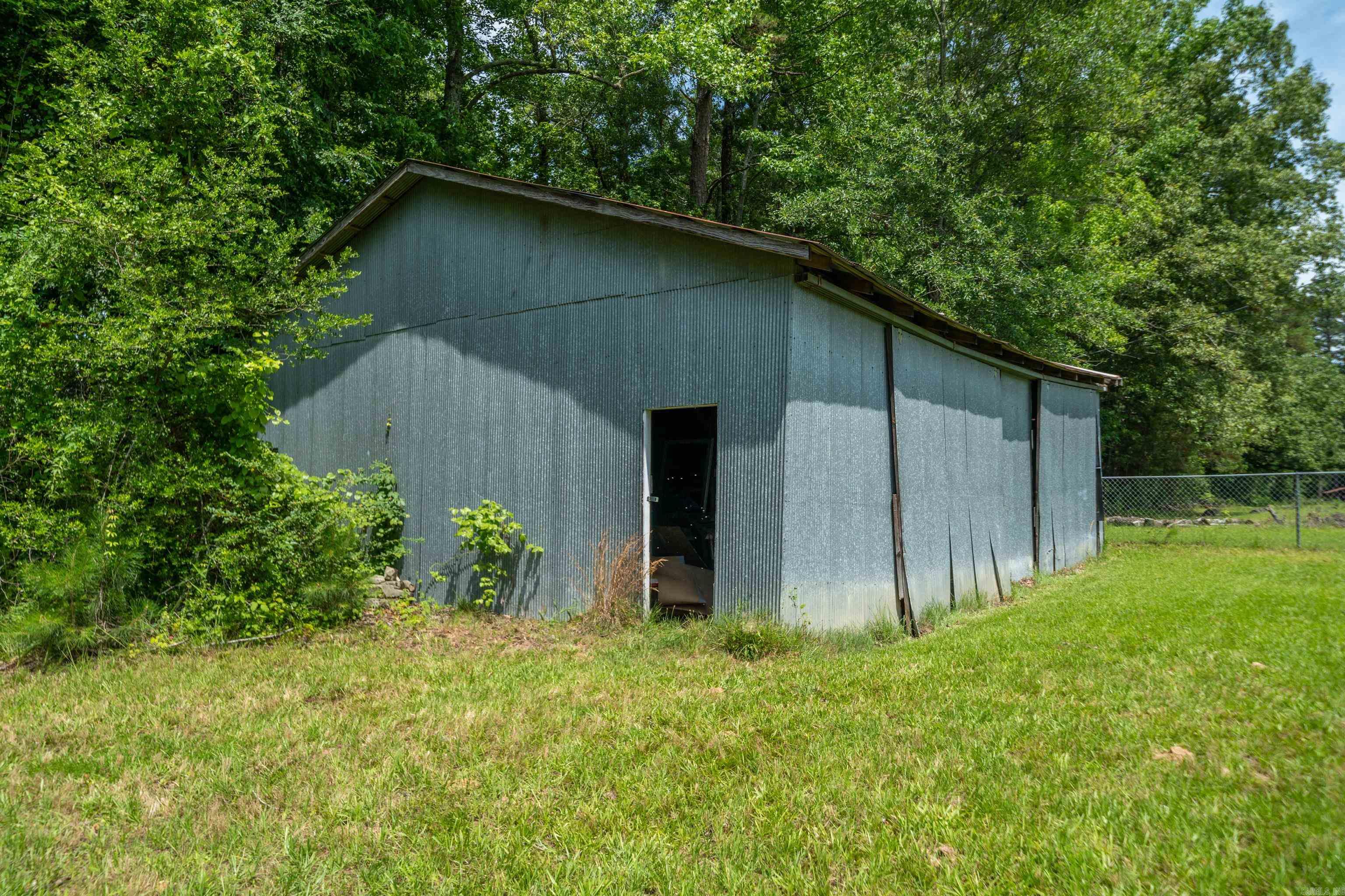 4040 Pine Street Property Photo 46