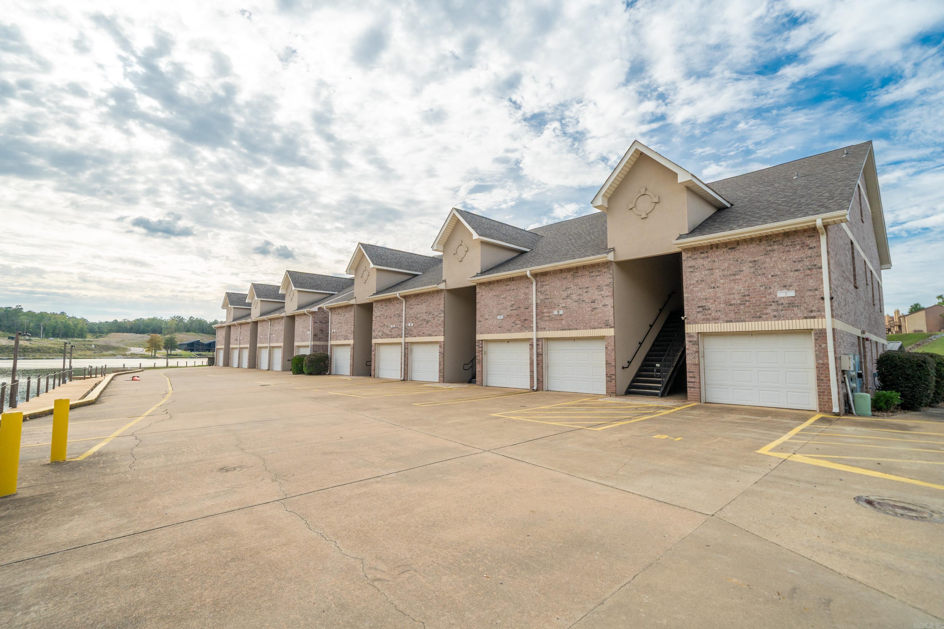 532 Grandpoint Drive Property Photo 45