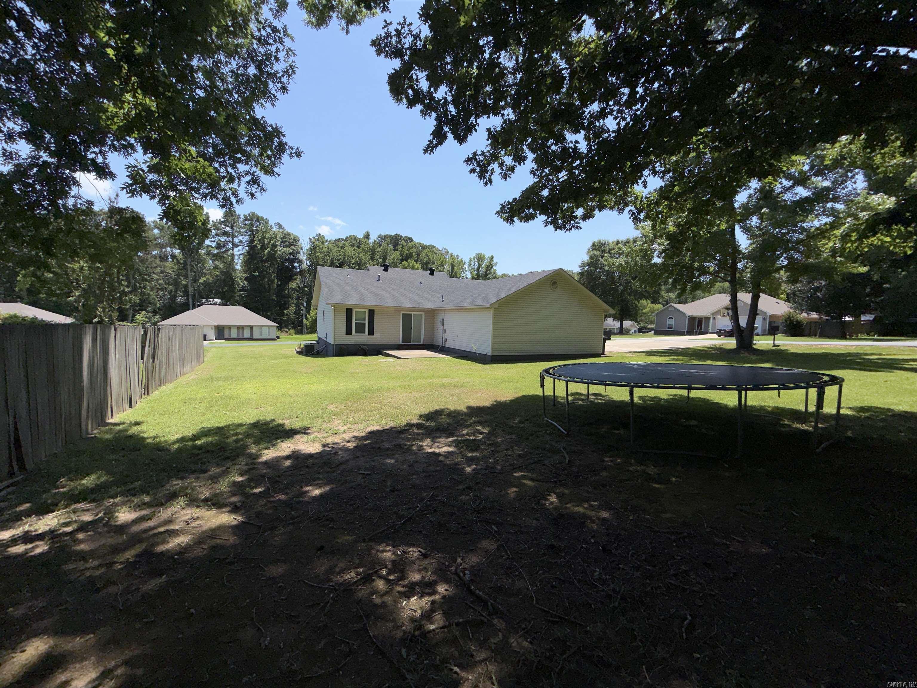 36 Valley Court Property Photo 5