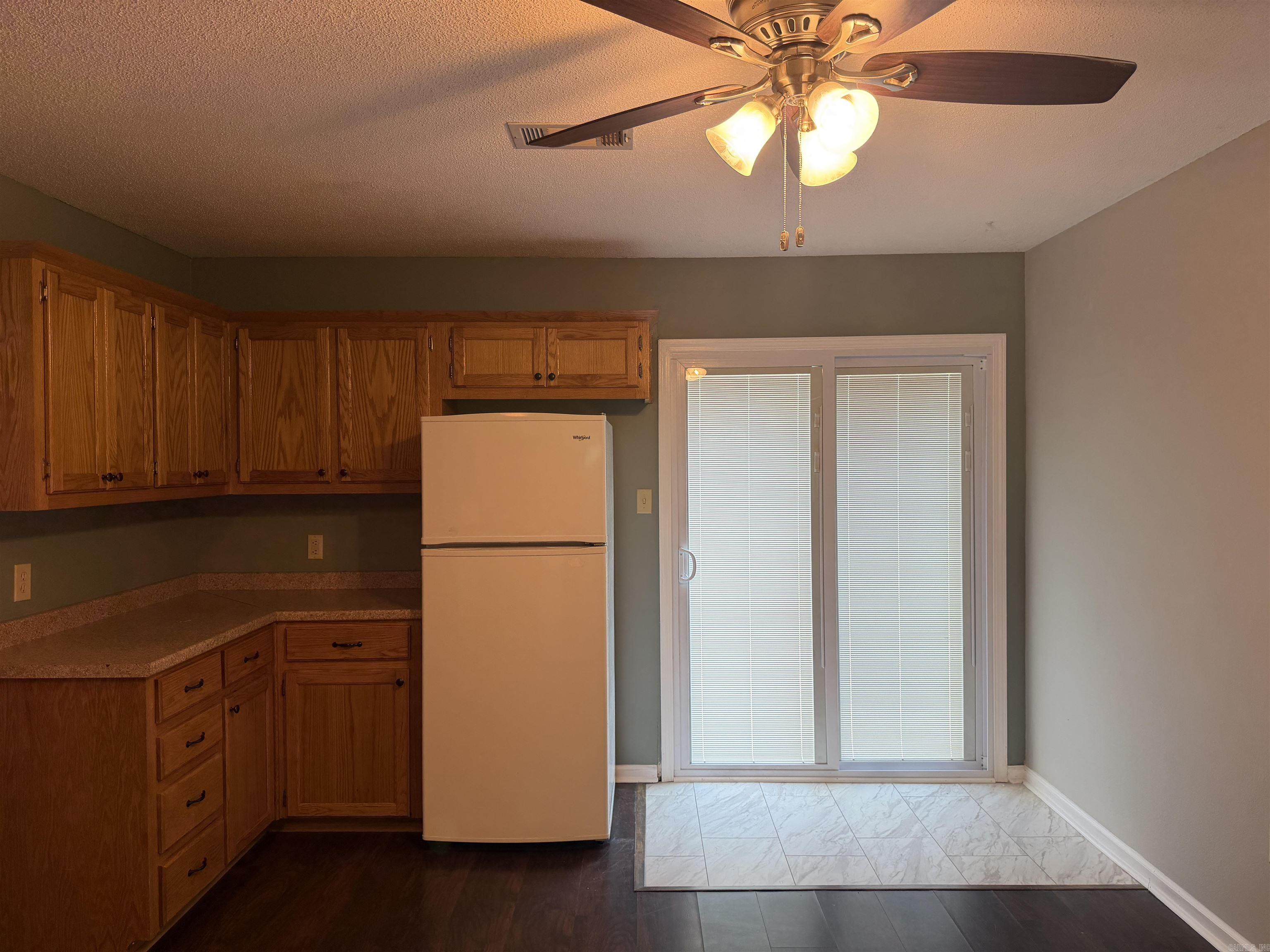 36 Valley Court Property Photo 9