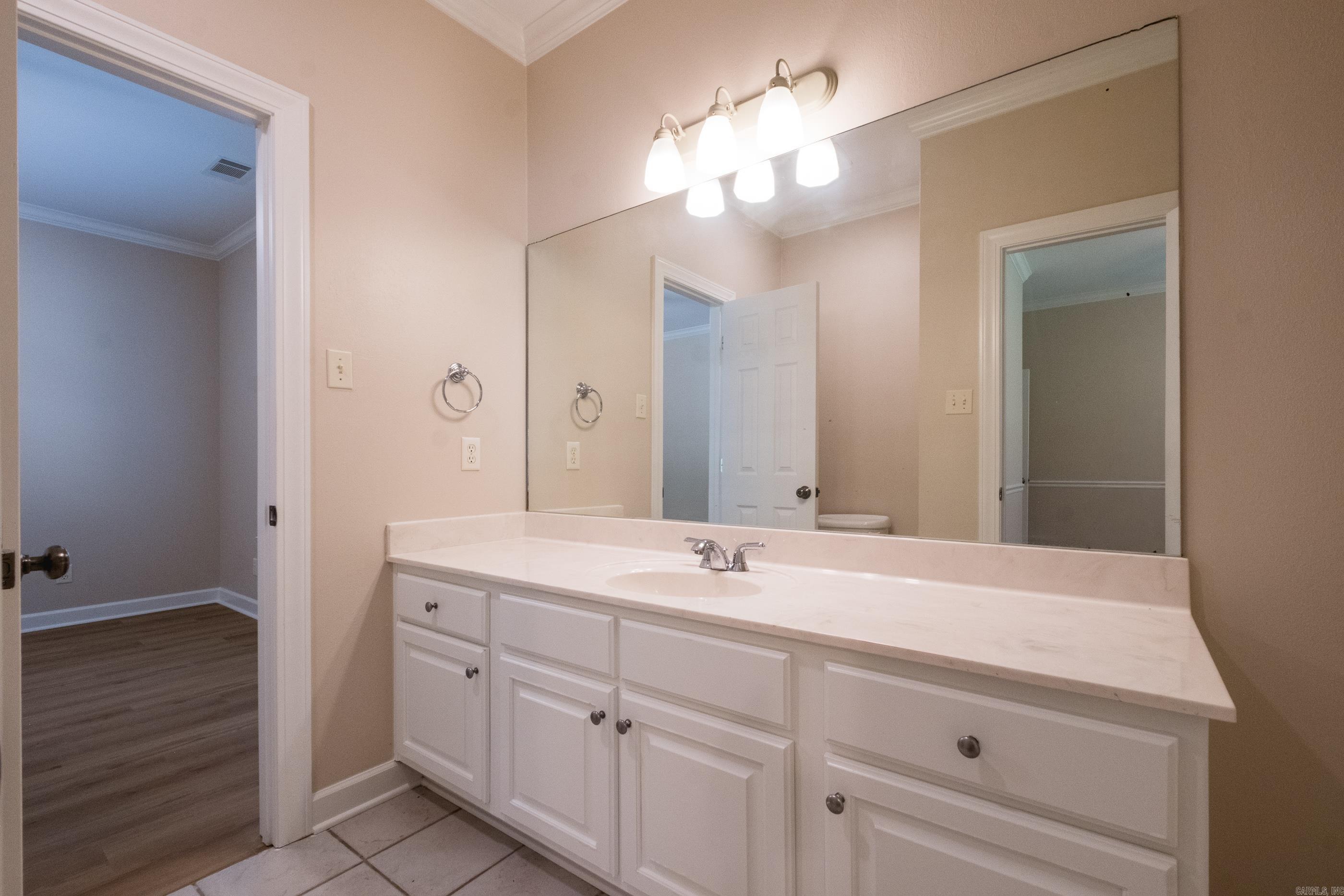 49 Laval Circle Property Photo 39