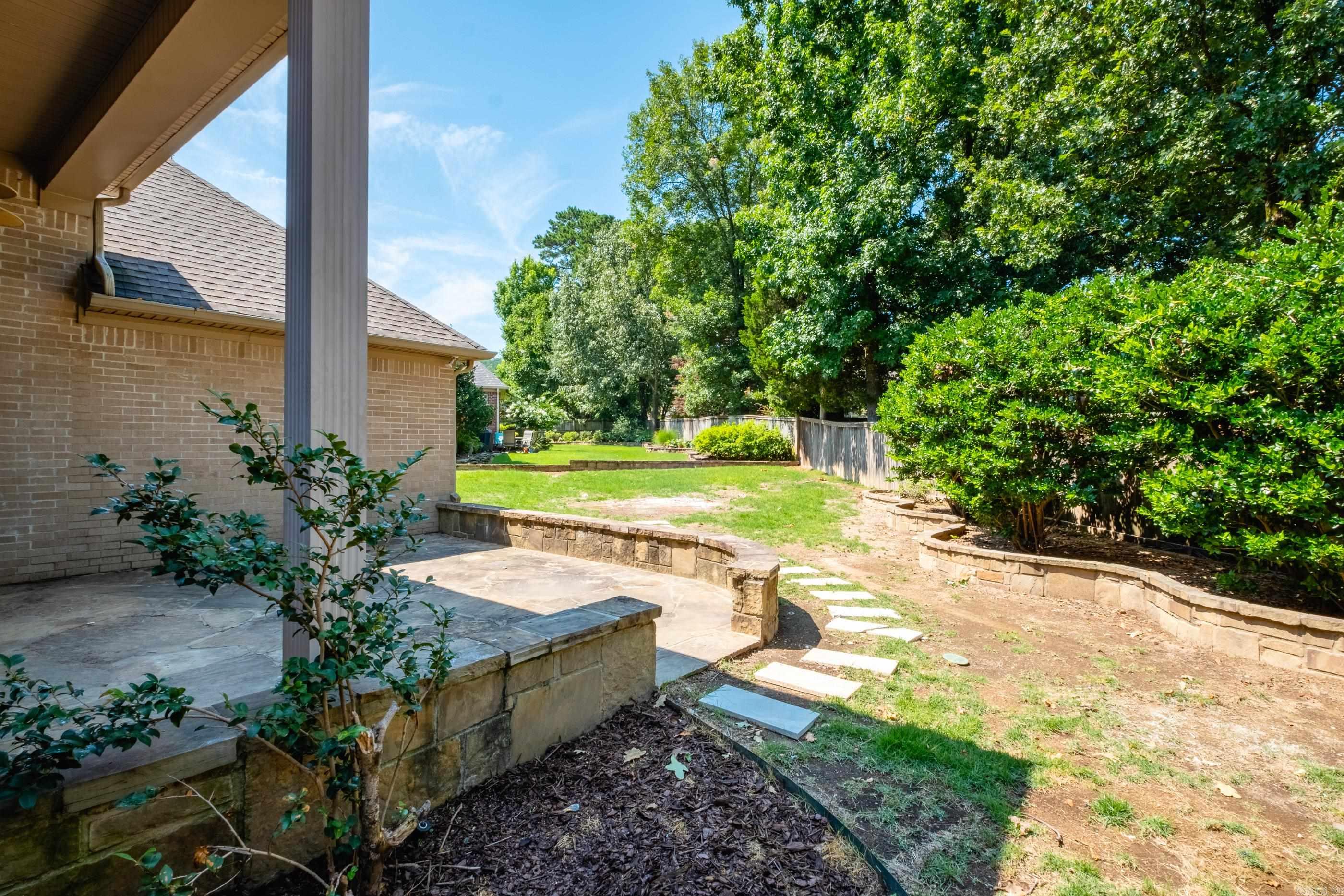49 Laval Circle Property Photo 48
