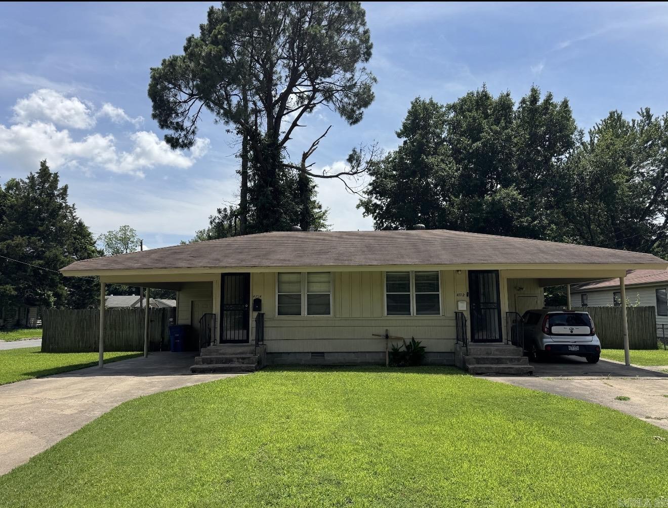 4712/4714 Lynch Drive Property Photo 1