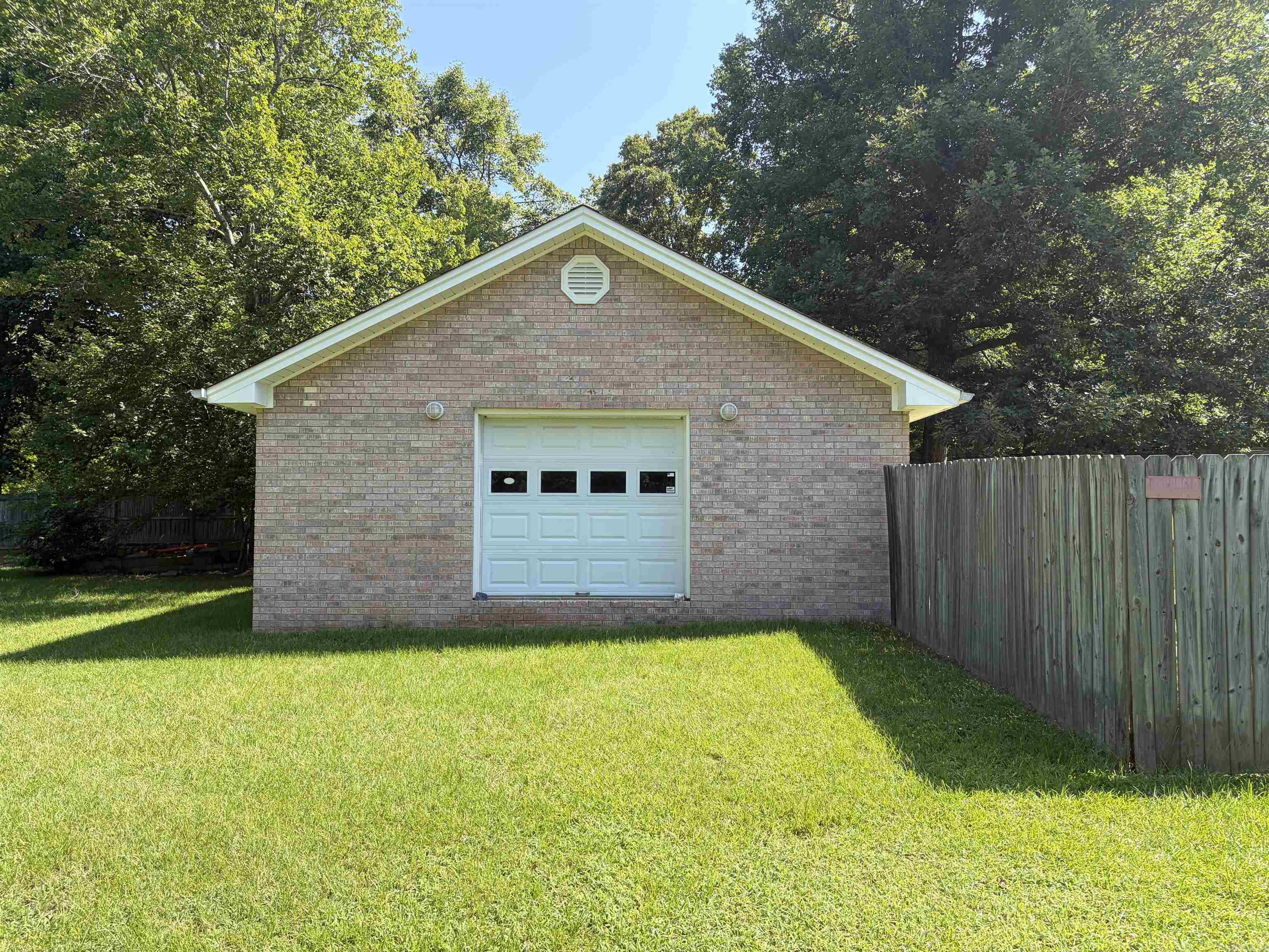 14946 Sardis Rd Property Photo 2