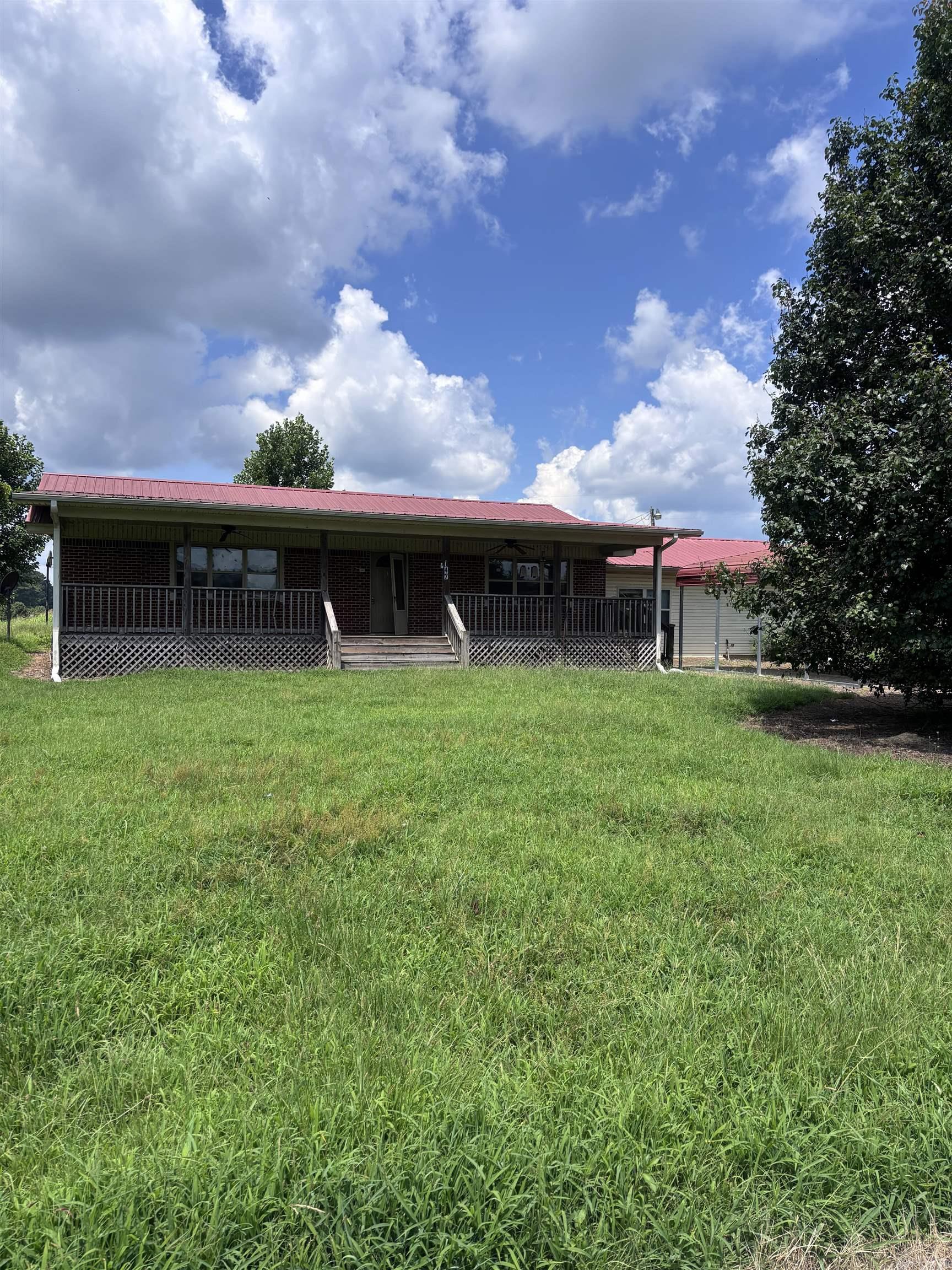 147 Young Loop Property Photo 1