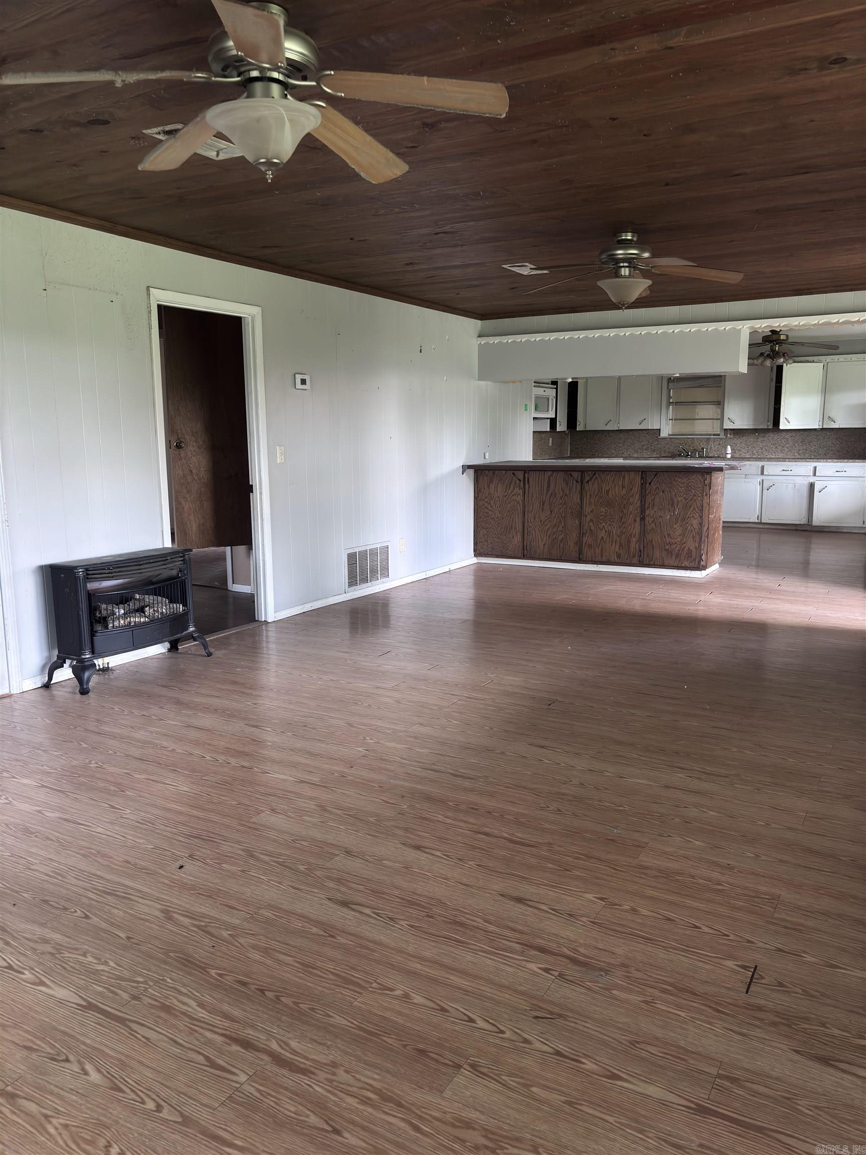 147 Young Loop Property Photo 2