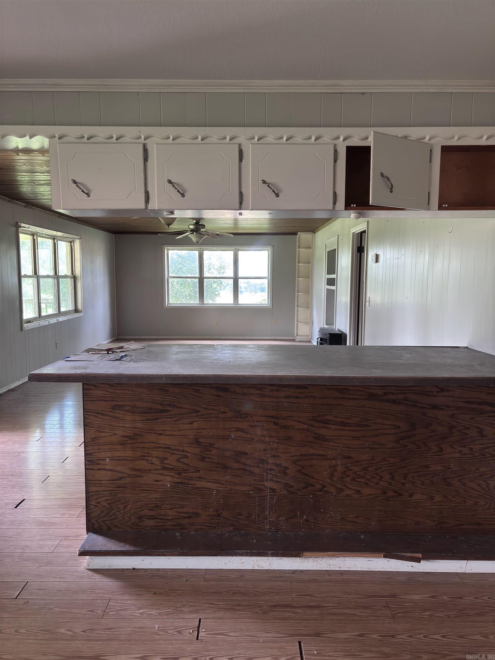 147 Young Loop Property Photo 4