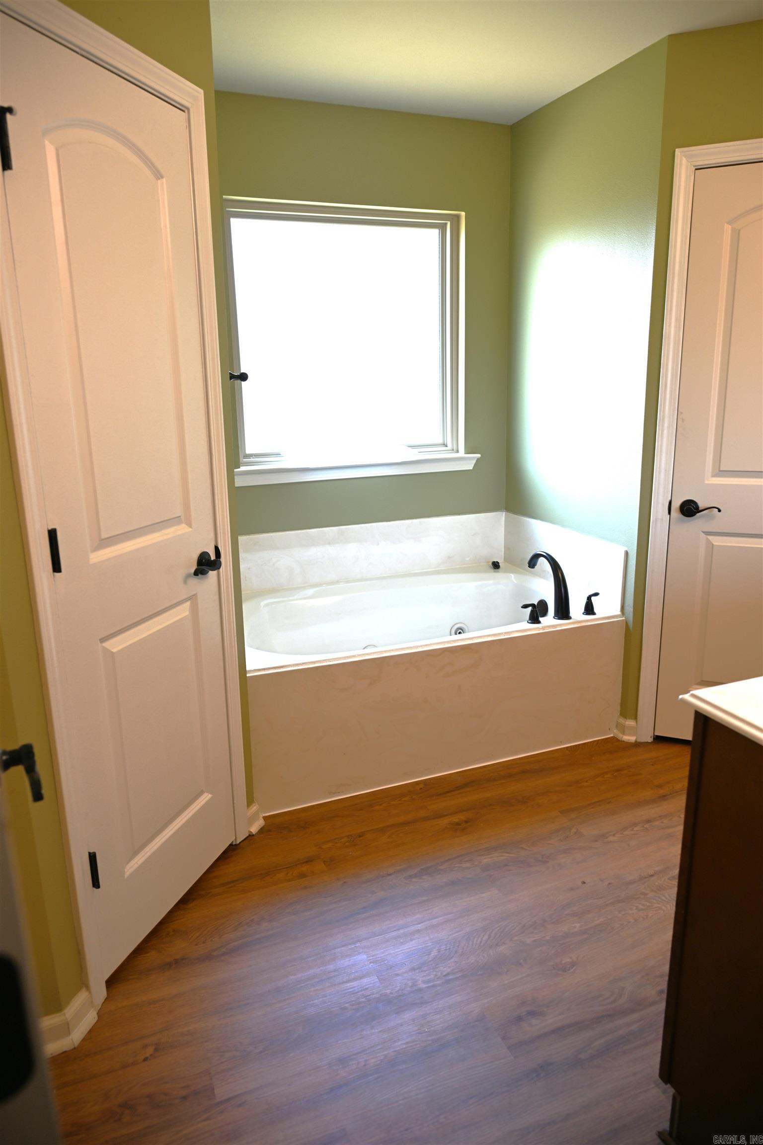 1013 Elkhart Loop Property Photo 13