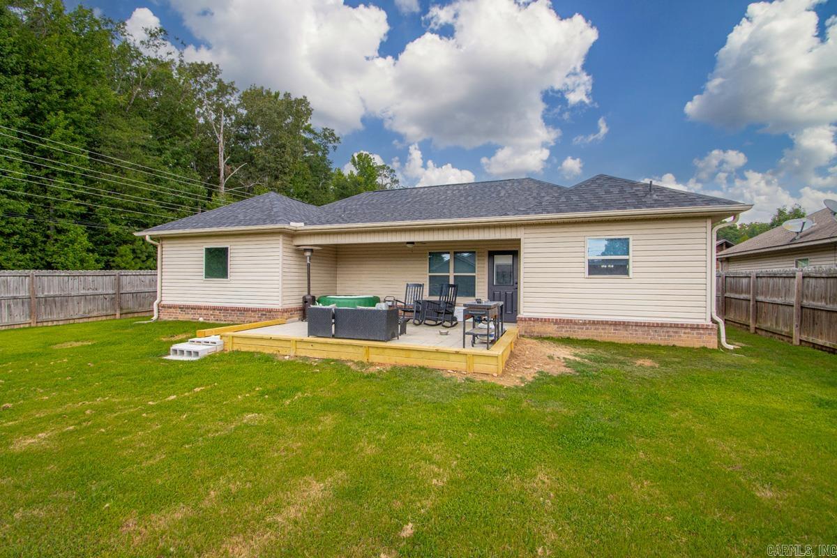 1013 Elkhart Loop Property Photo 24