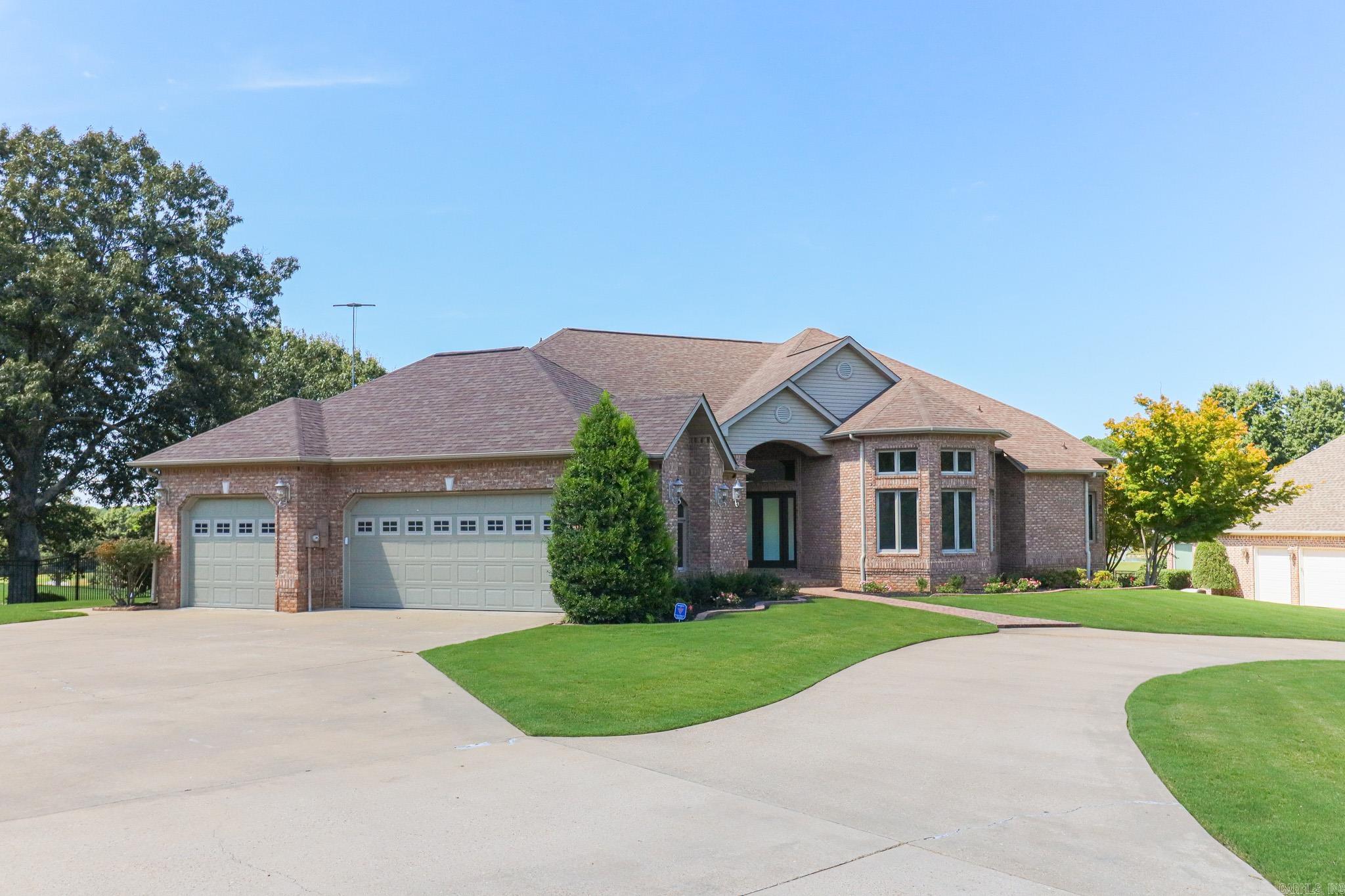 2911 Ridgepointe Drive Property Photo 8