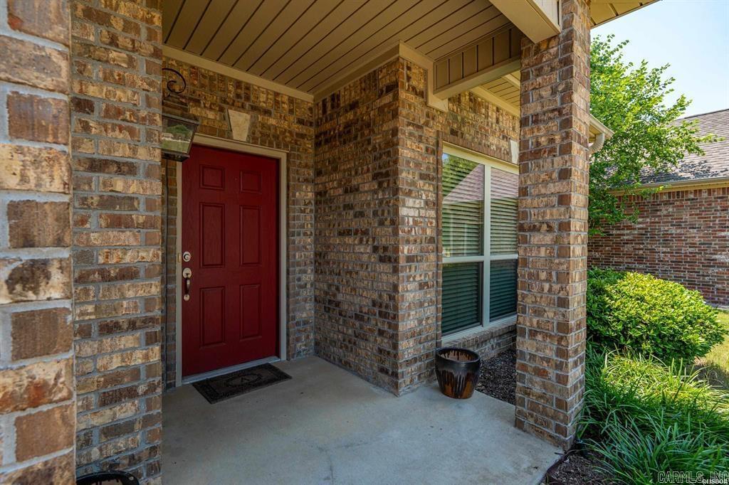 211 Willowbend Circle Property Photo 3