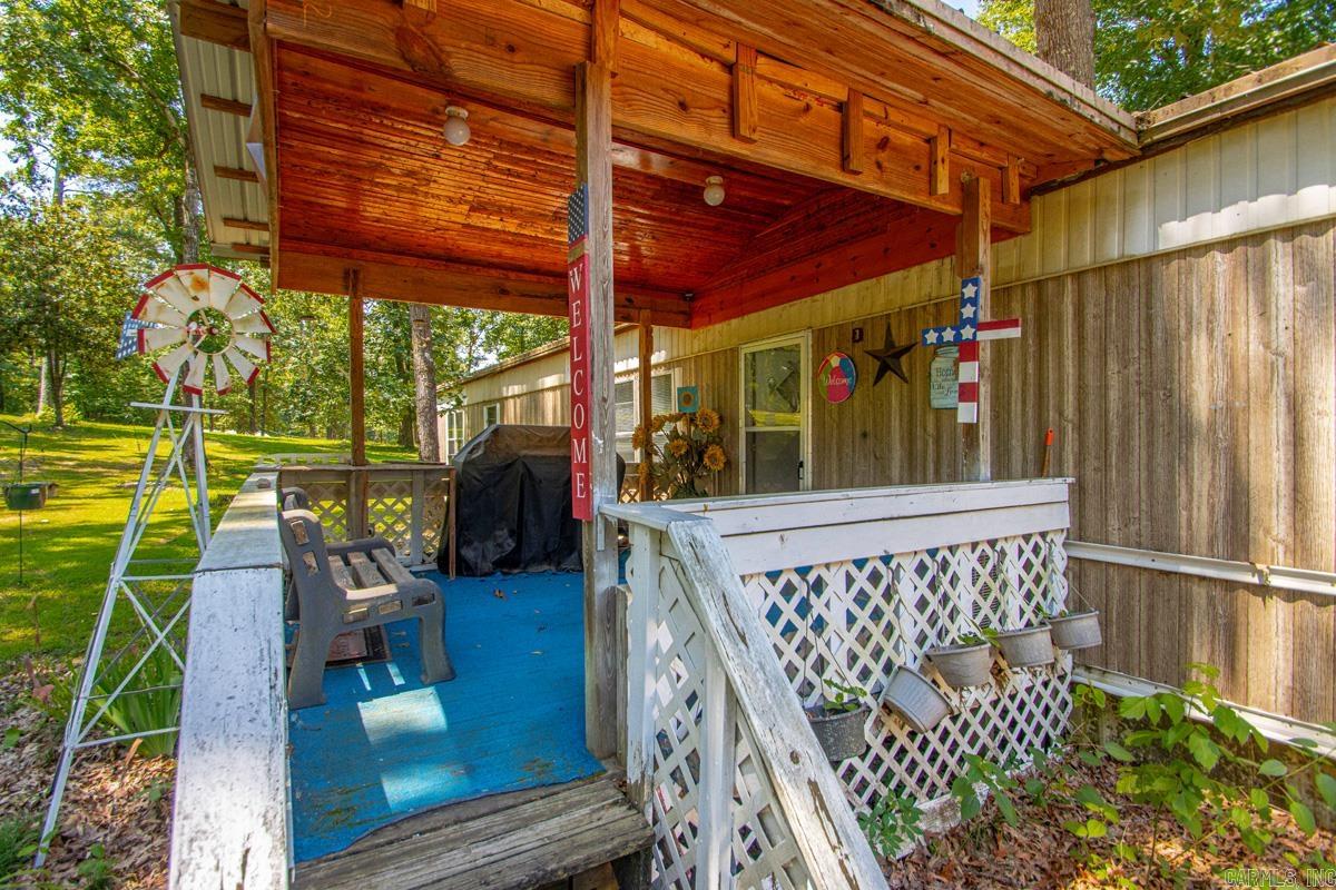 408 Apple Drive Property Photo 4