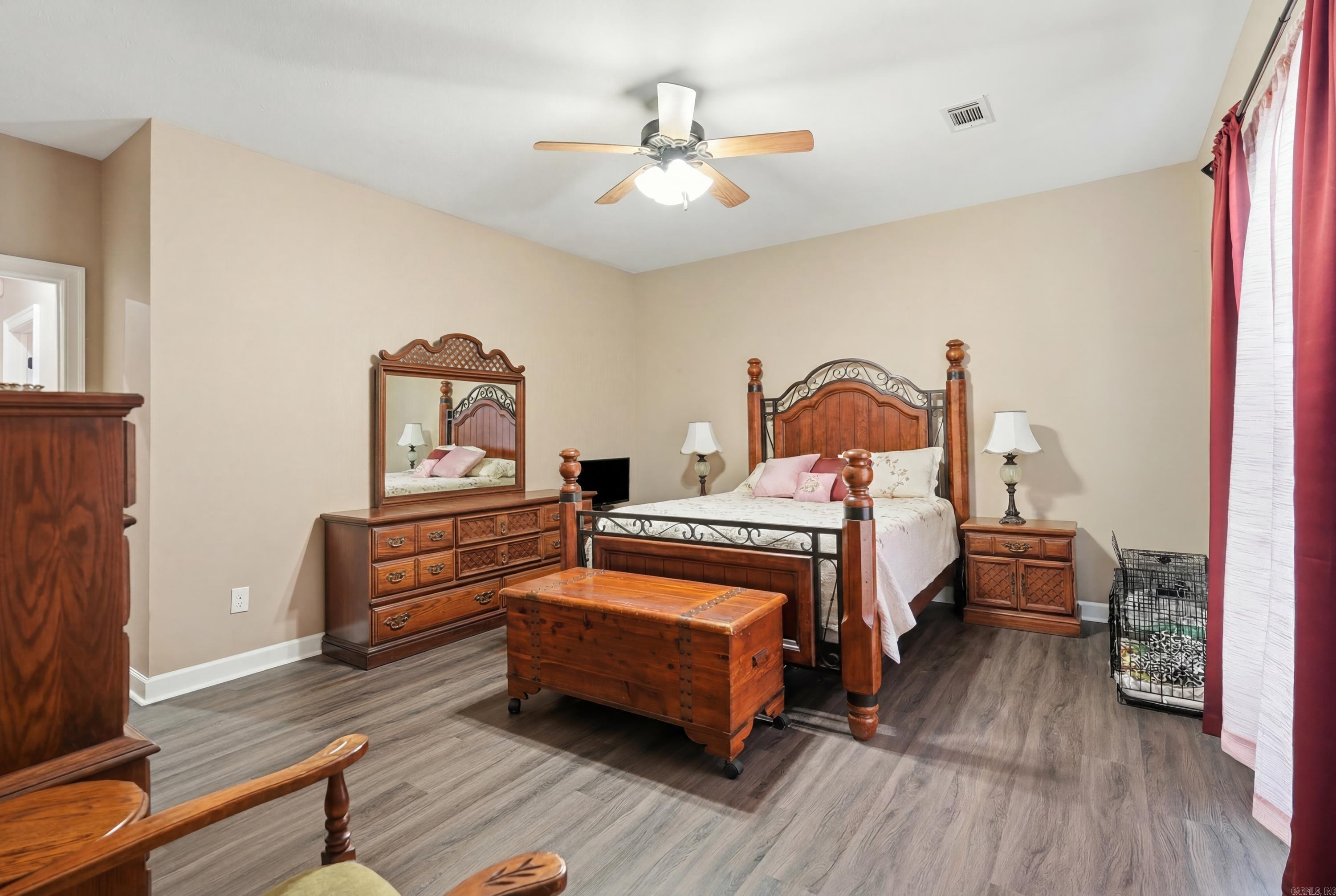 28 Oak Tree Circle Property Photo 7