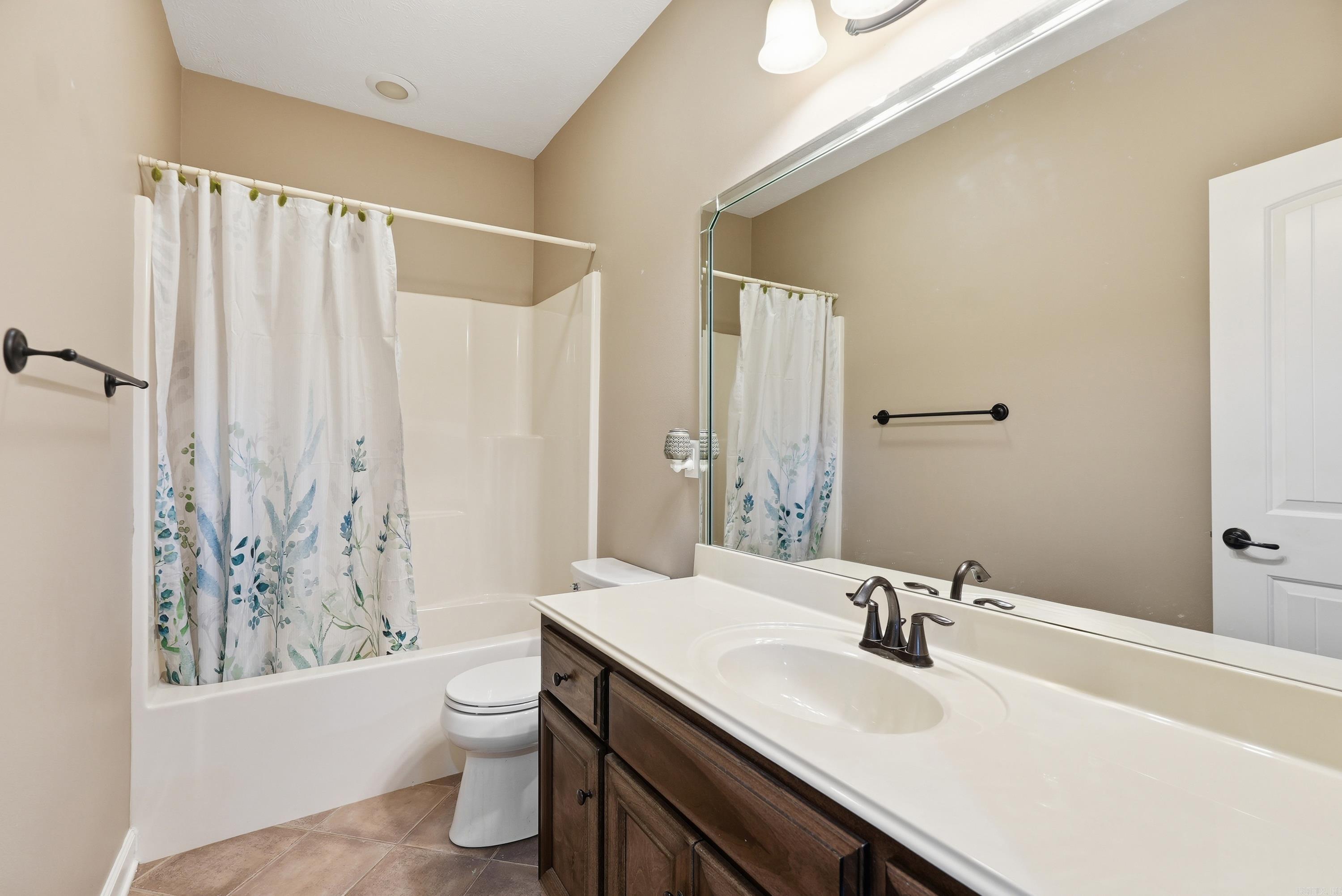 28 Oak Tree Circle Property Photo 14