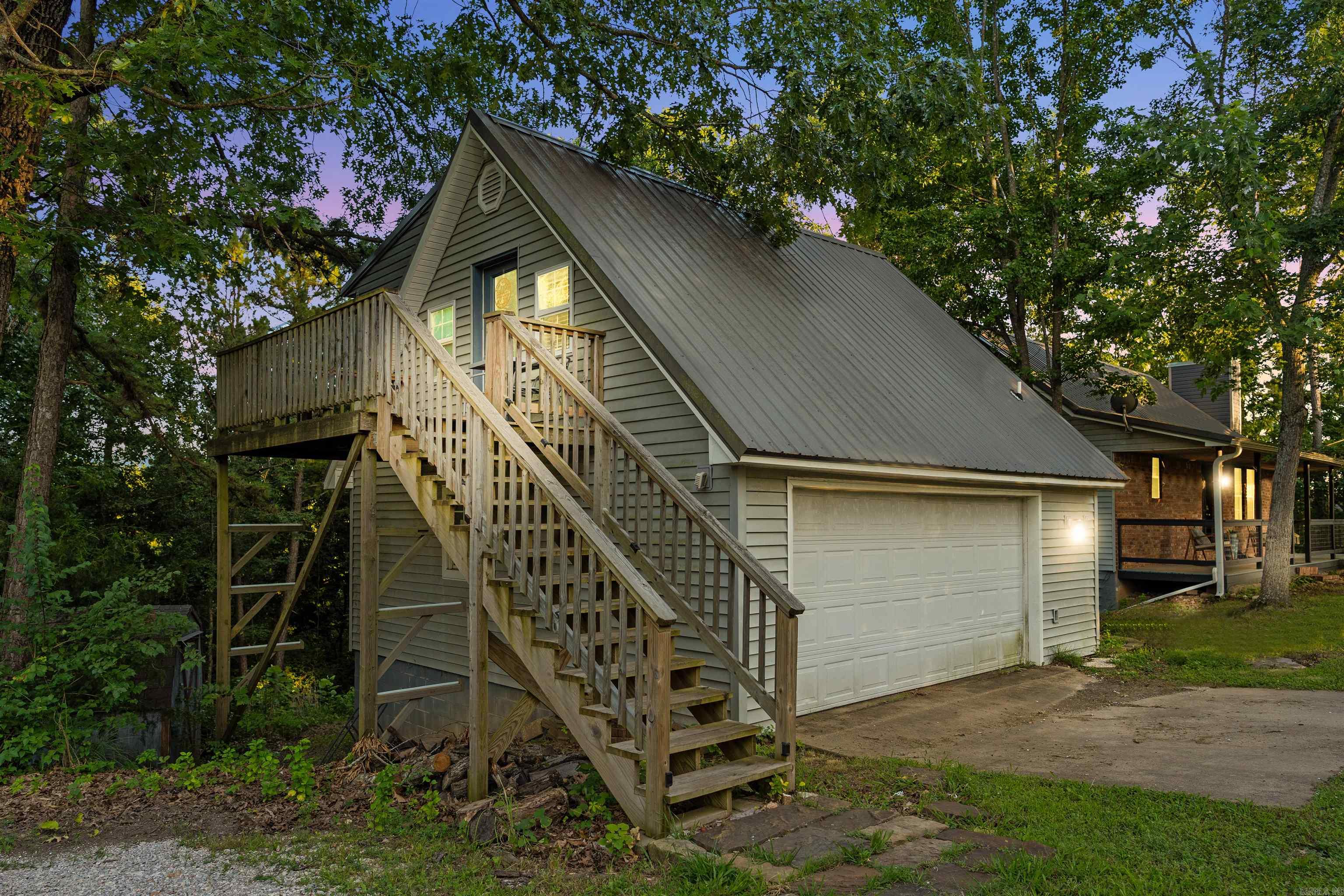 8210 Chestnut Drive Property Photo 7