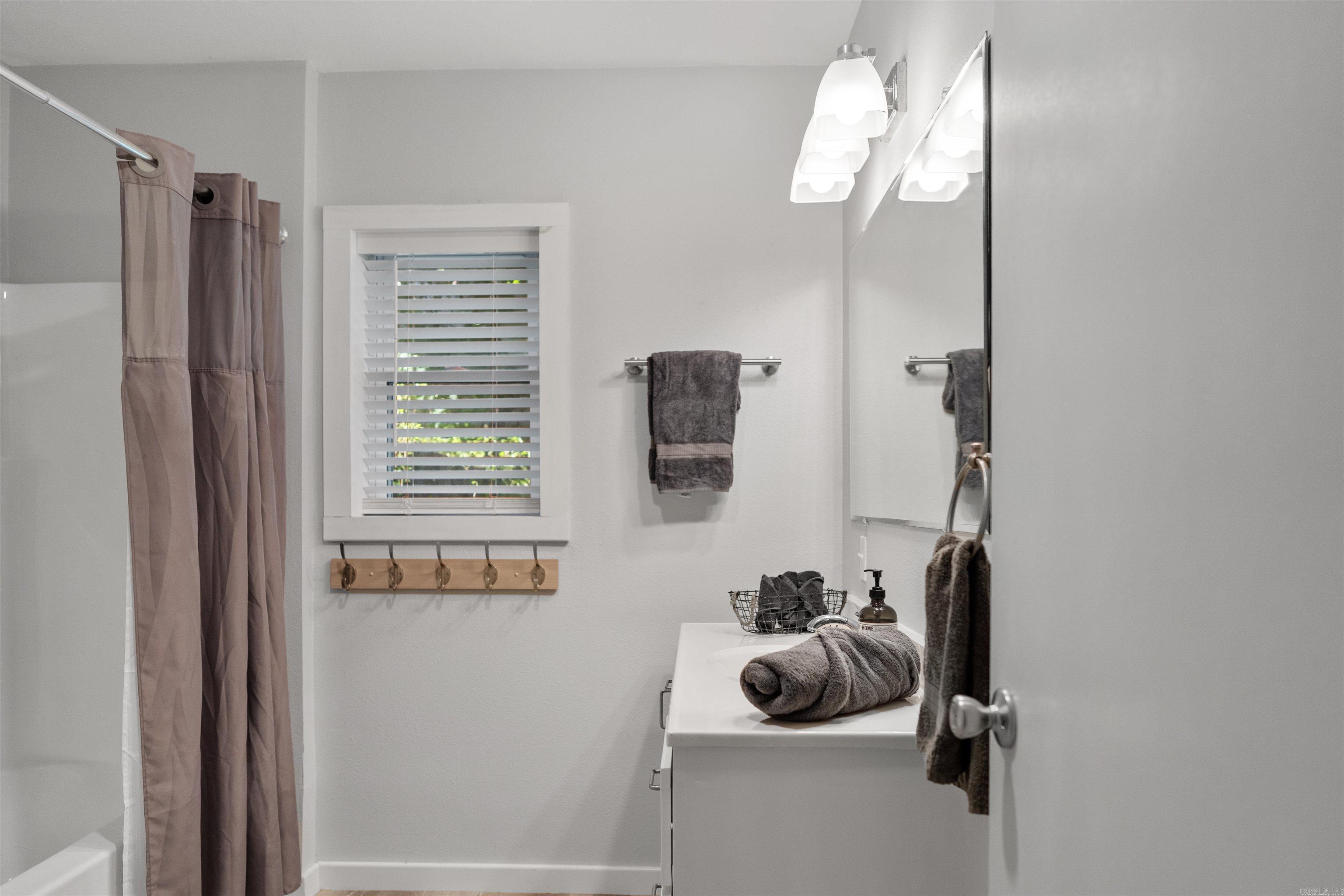 8210 Chestnut Drive Property Photo 21