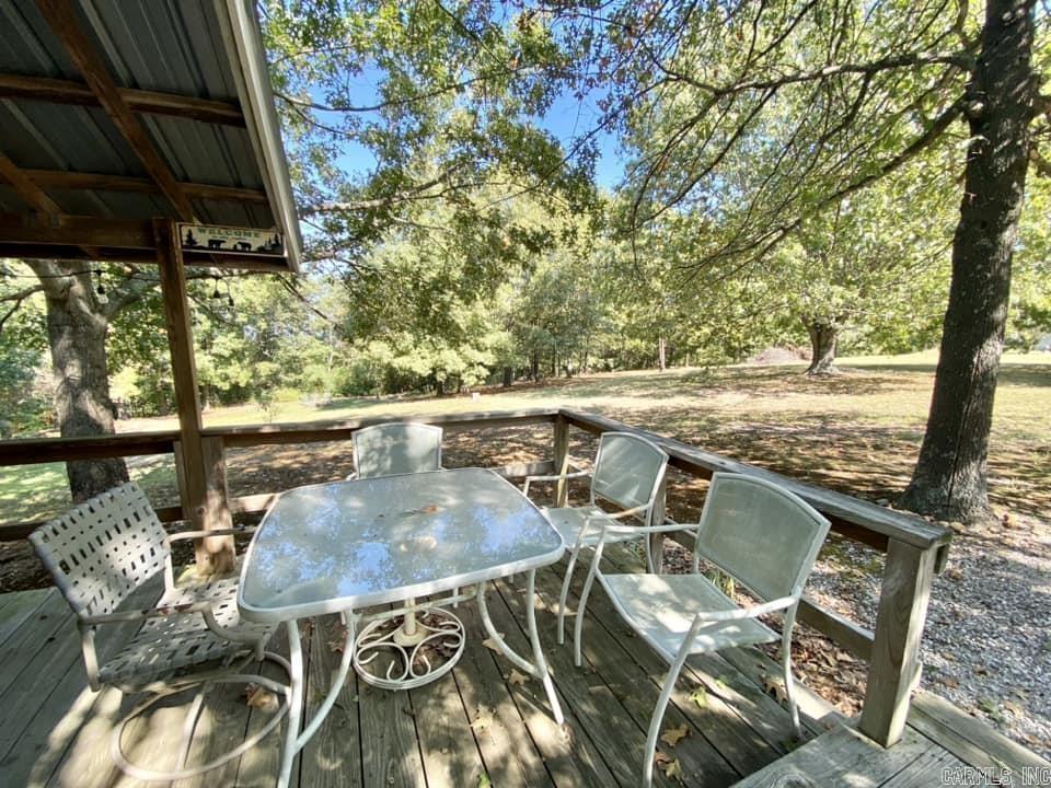 451 Lord Lane Property Photo 3