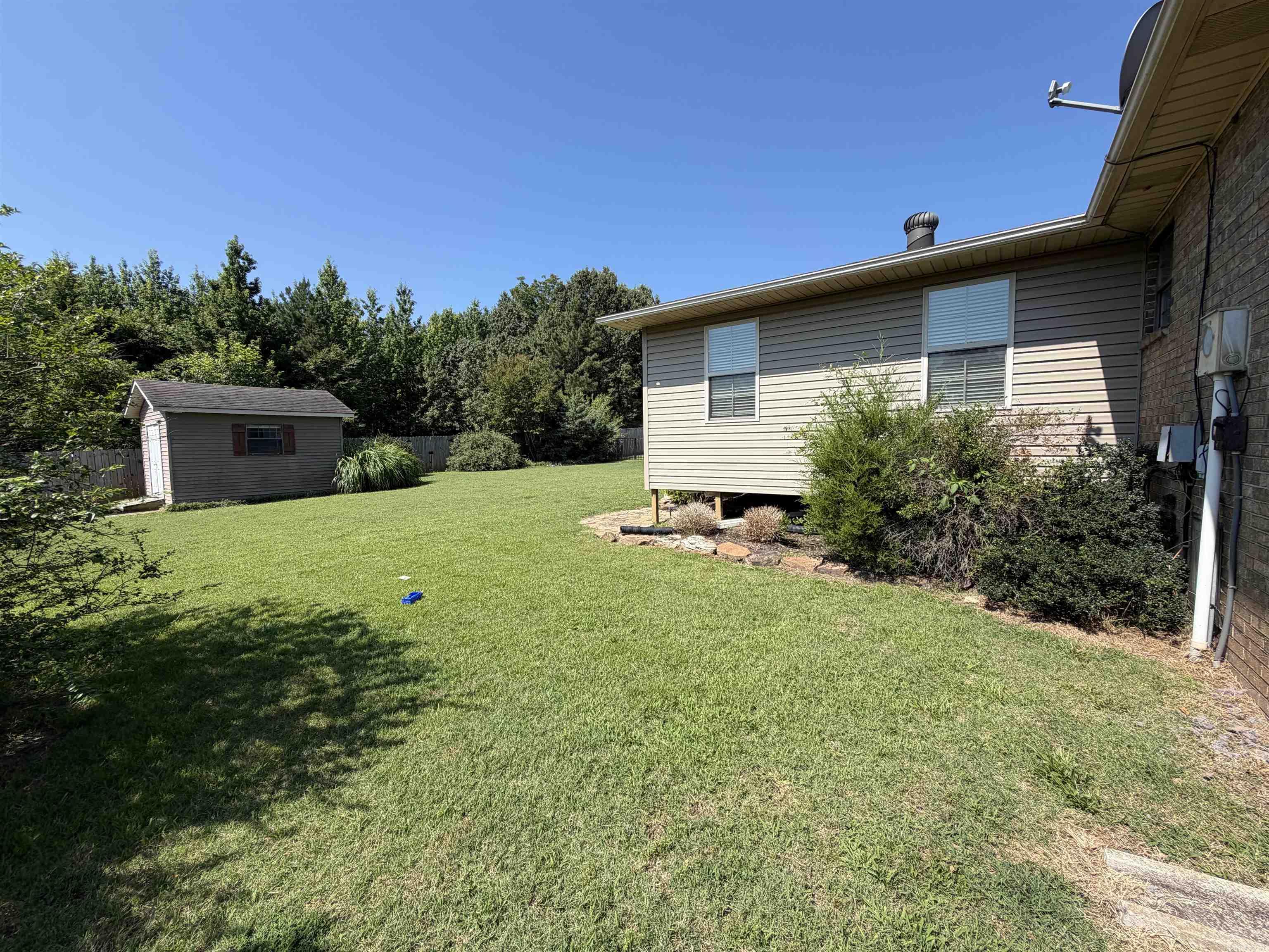 1824 Magnolia Drive Property Photo 5