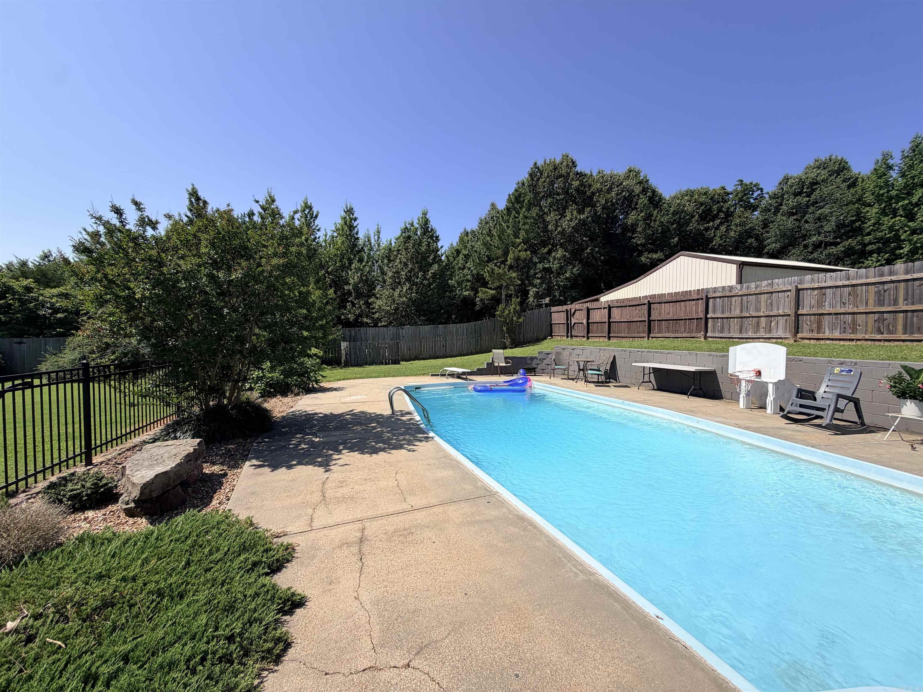 1824 Magnolia Drive Property Photo 9