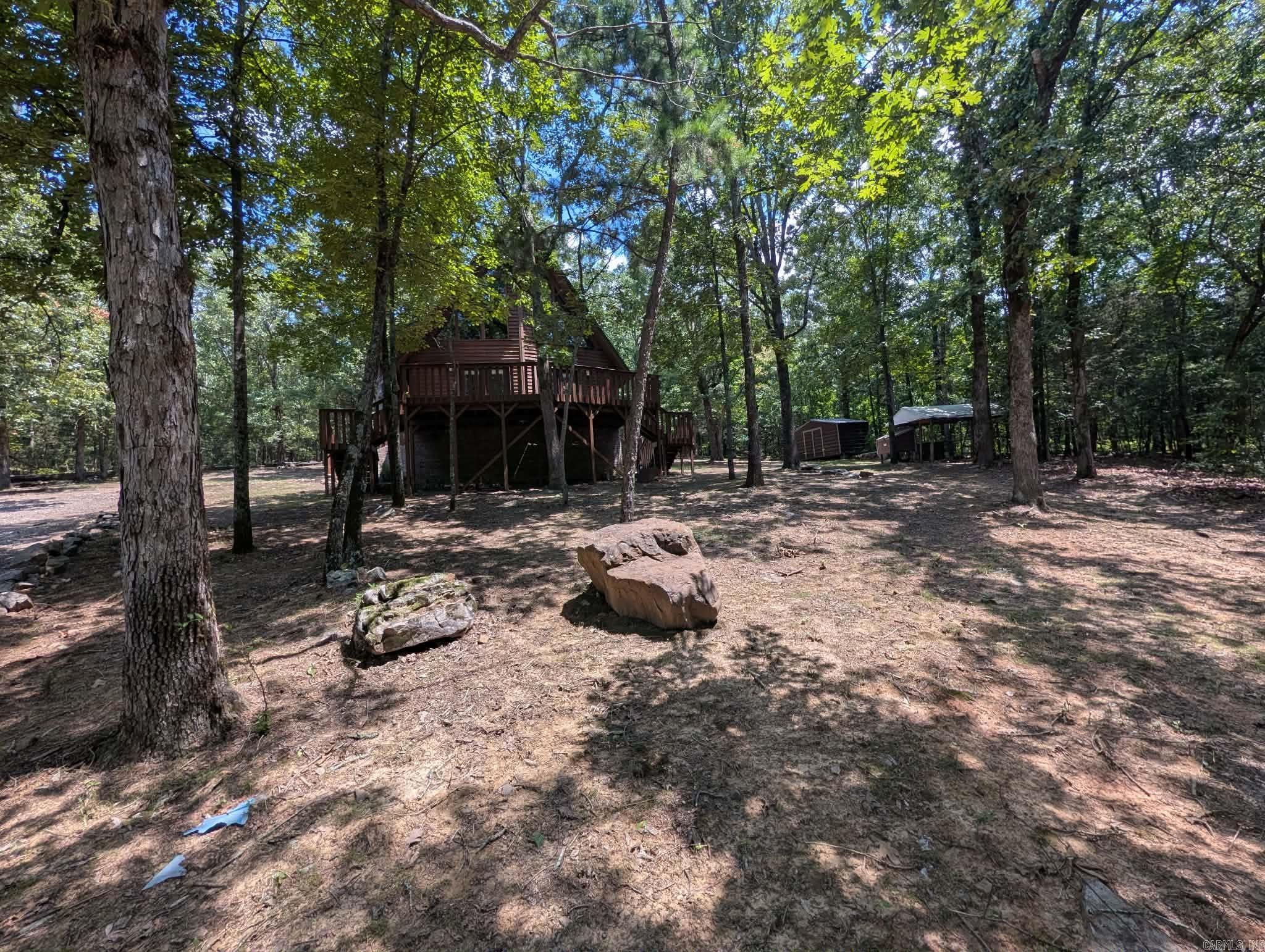 345 N Valley Road Property Photo 4
