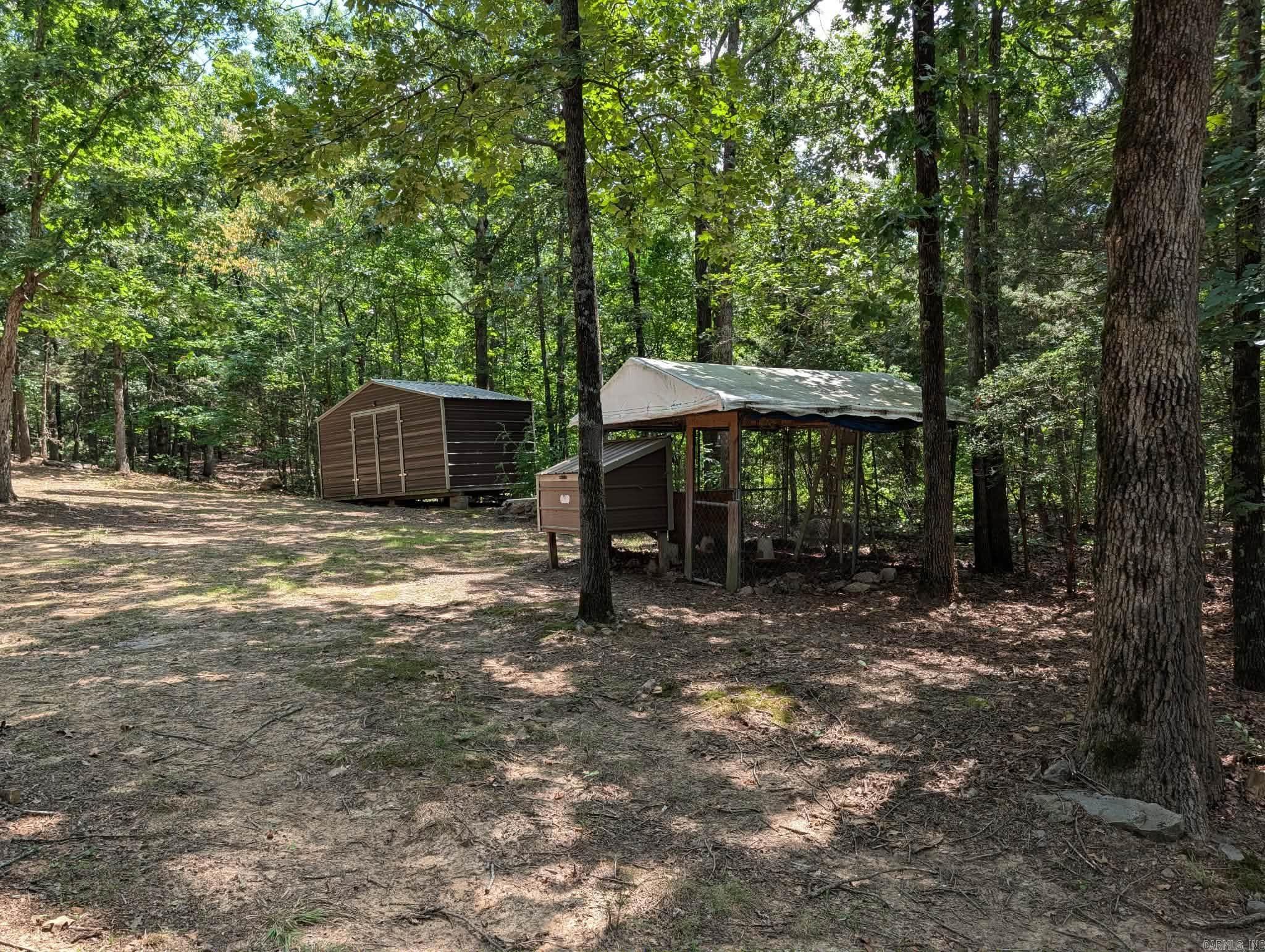 345 N Valley Road Property Photo 5