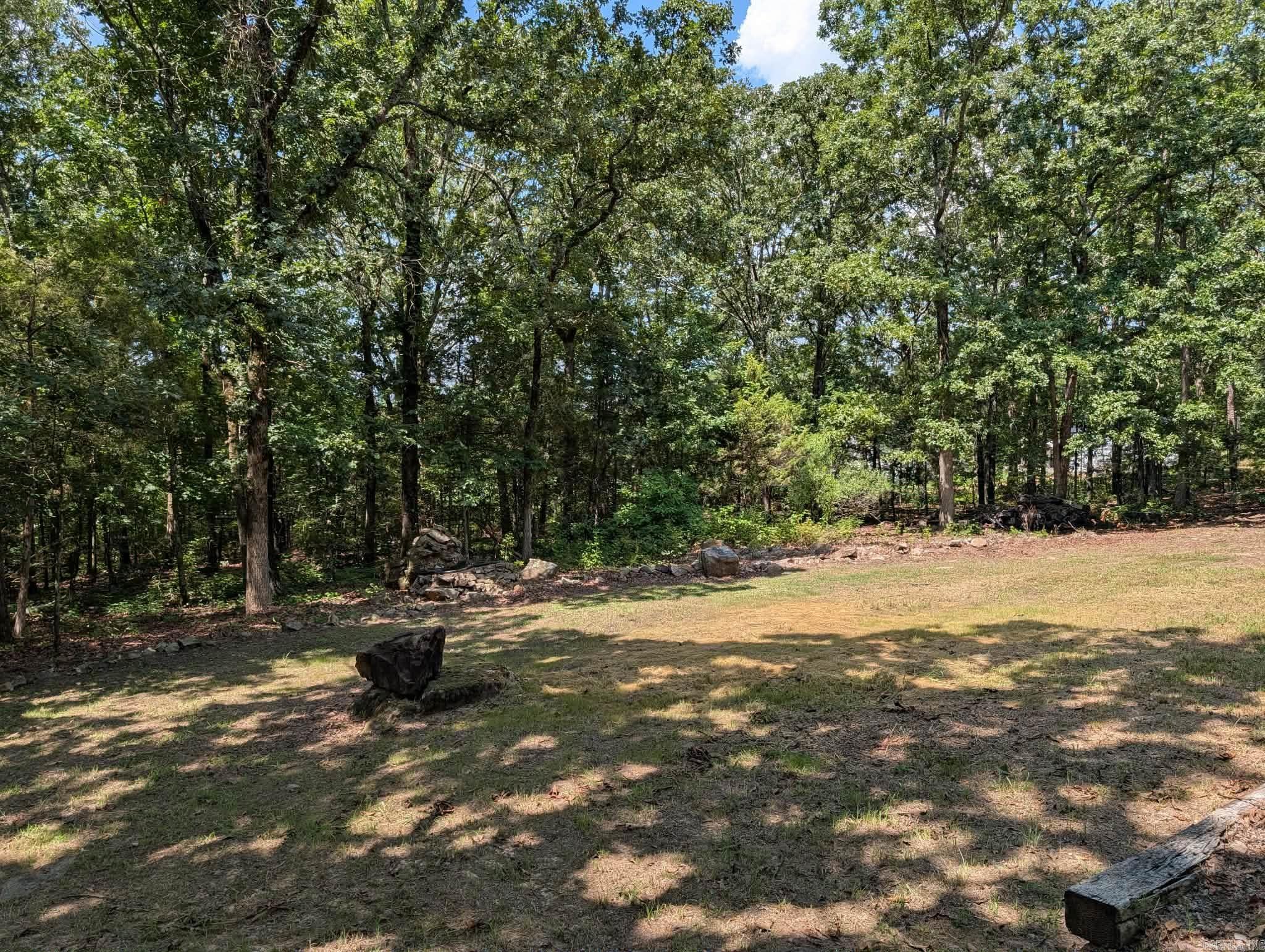 345 N Valley Road Property Photo 6