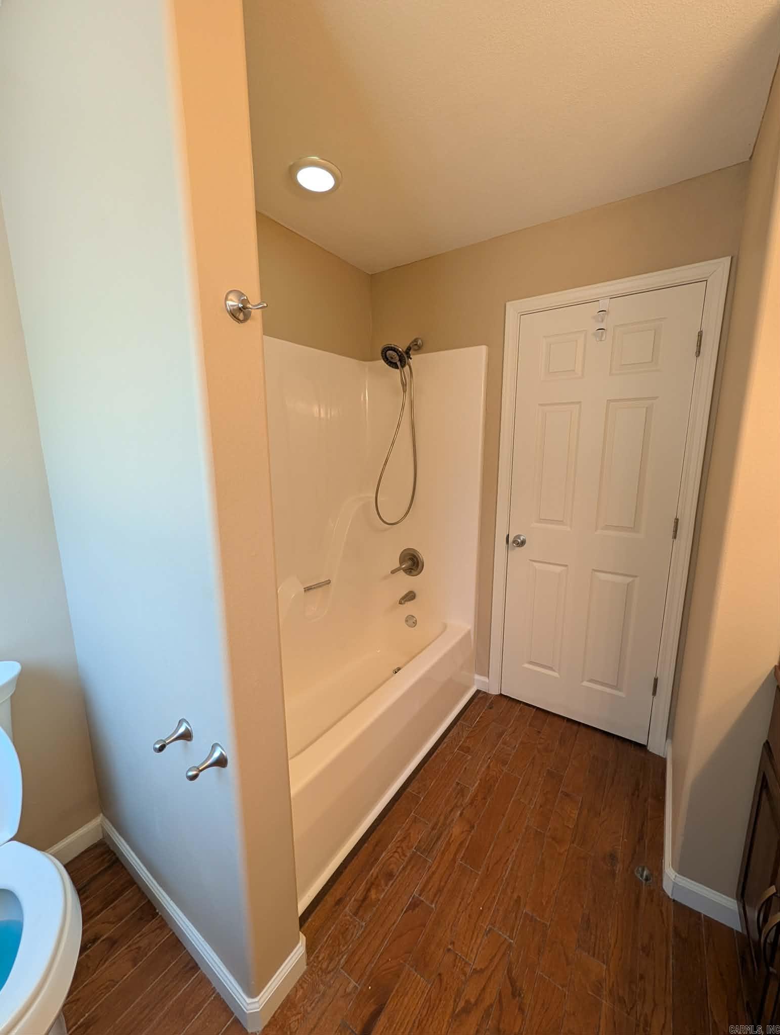 345 N Valley Road Property Photo 23