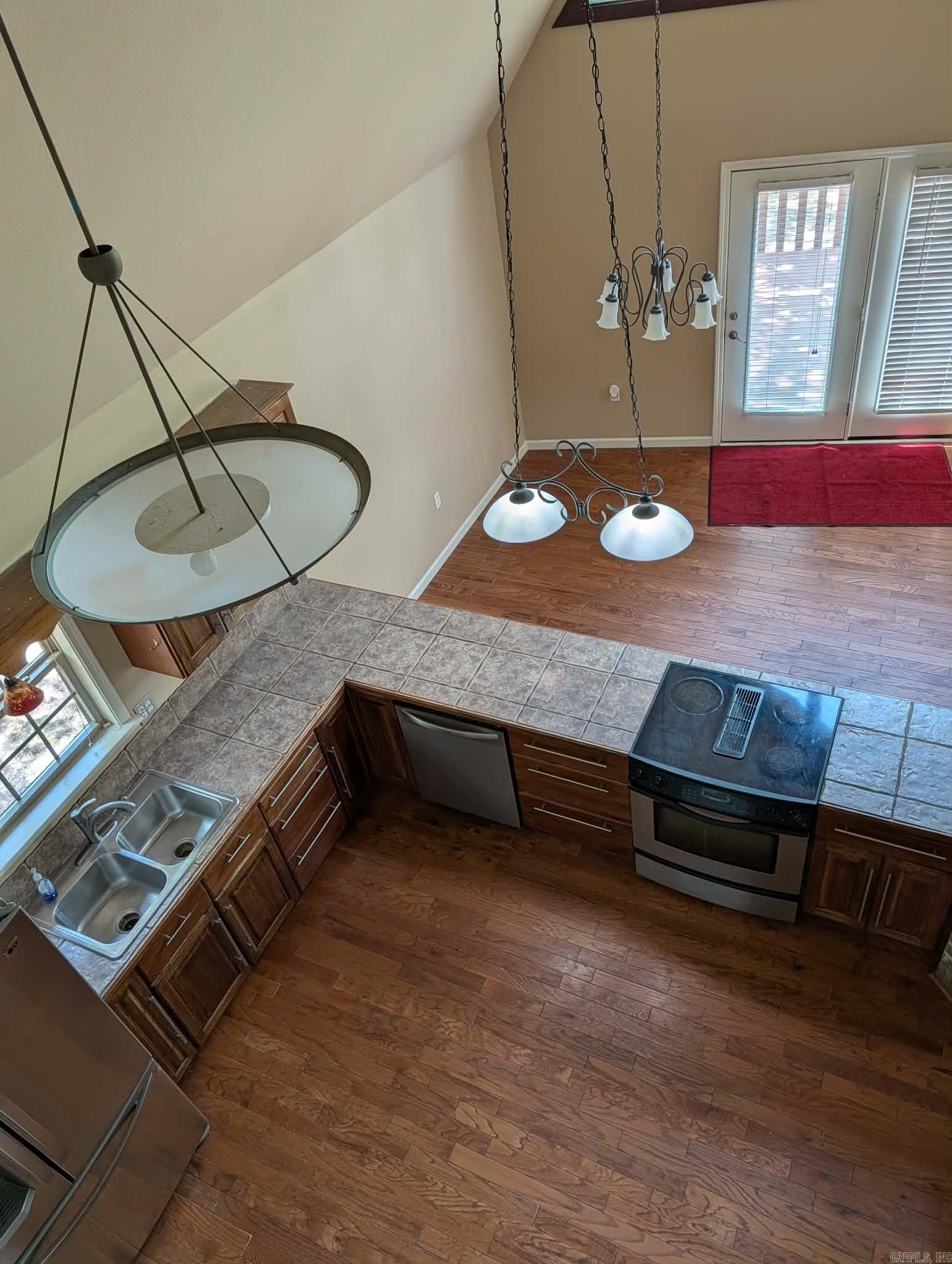 345 N Valley Road Property Photo 34