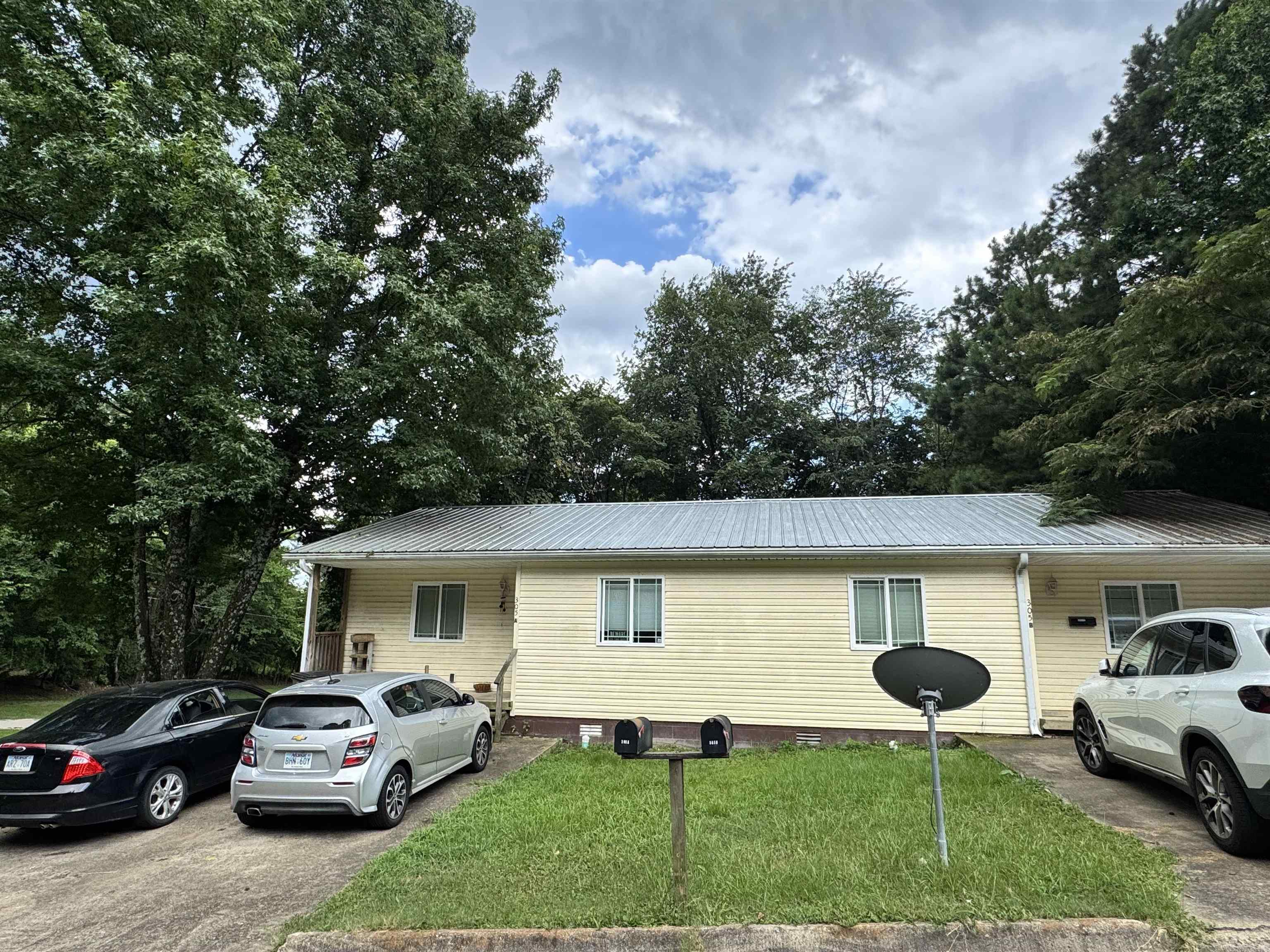 305 Wood Property Photo 1