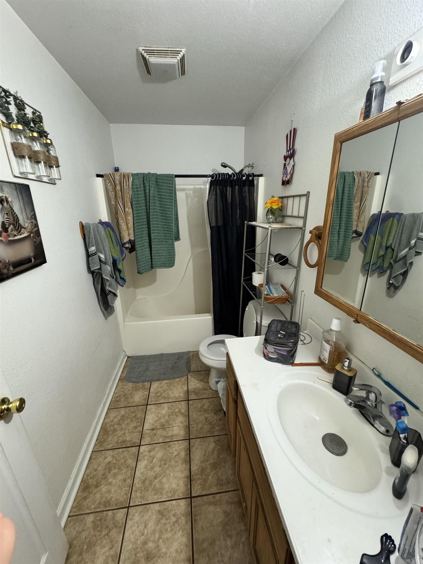 305 Wood Property Photo 3