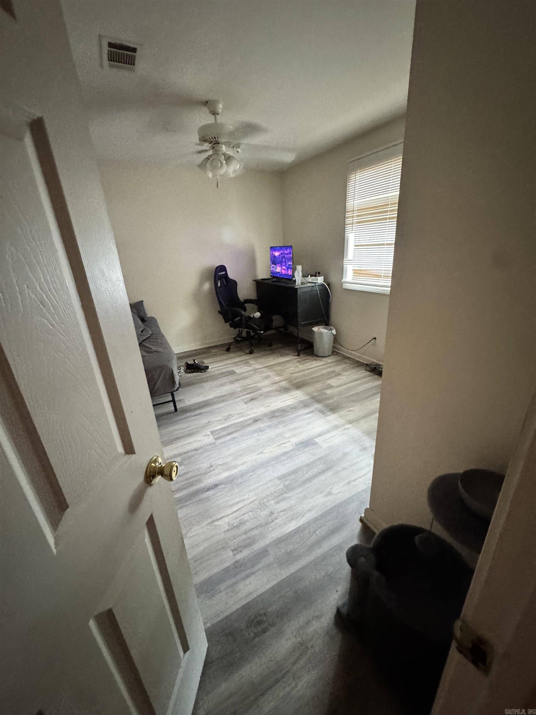 305 Wood Property Photo 5