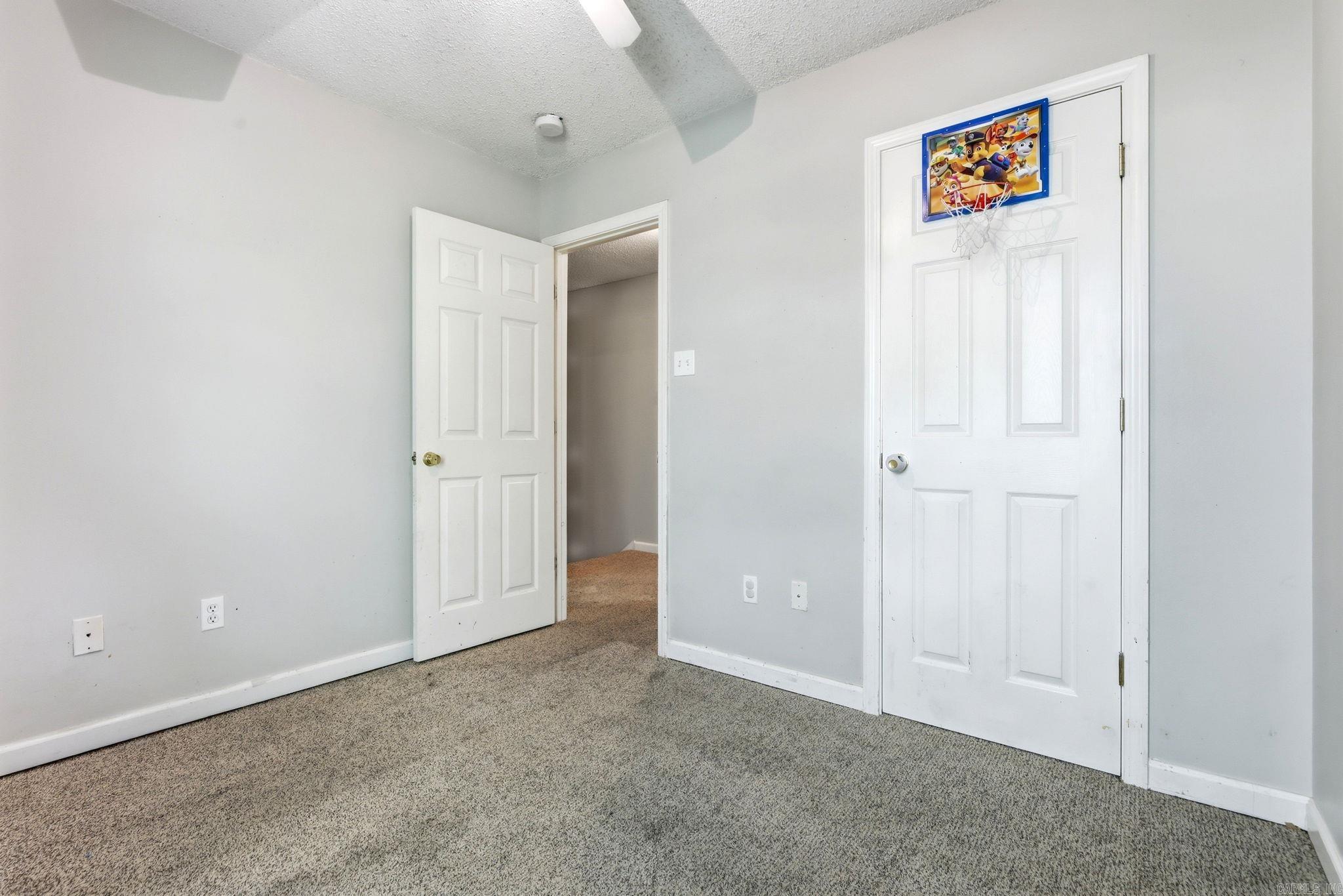 1126 Oakview Cove Property Photo 20