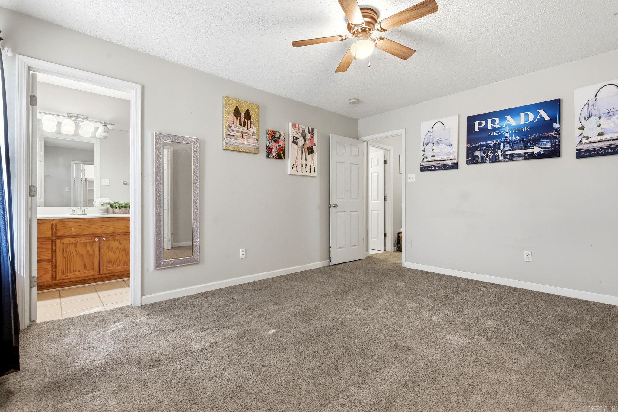 1126 Oakview Cove Property Photo 24