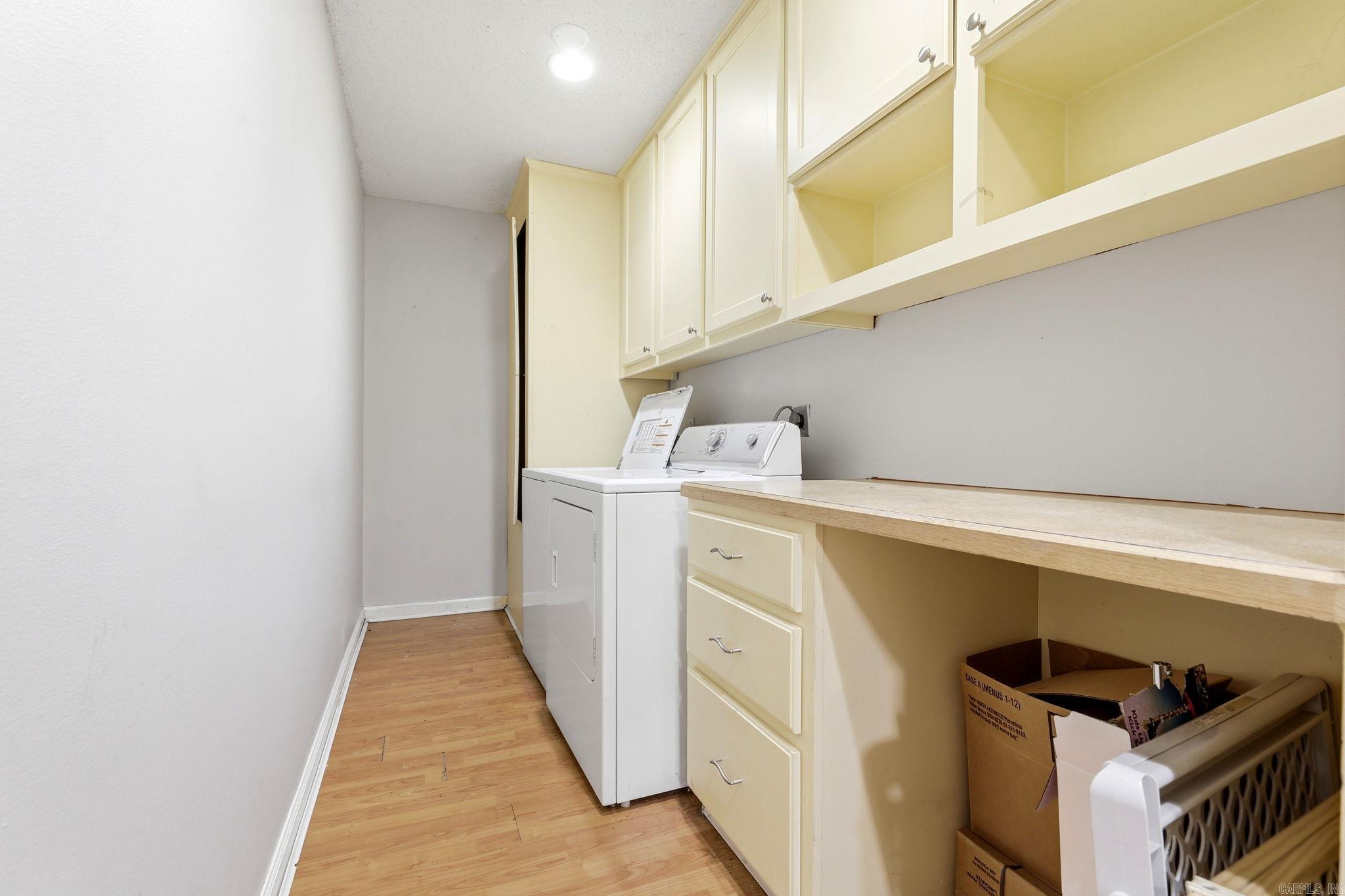 1126 Oakview Cove Property Photo 30