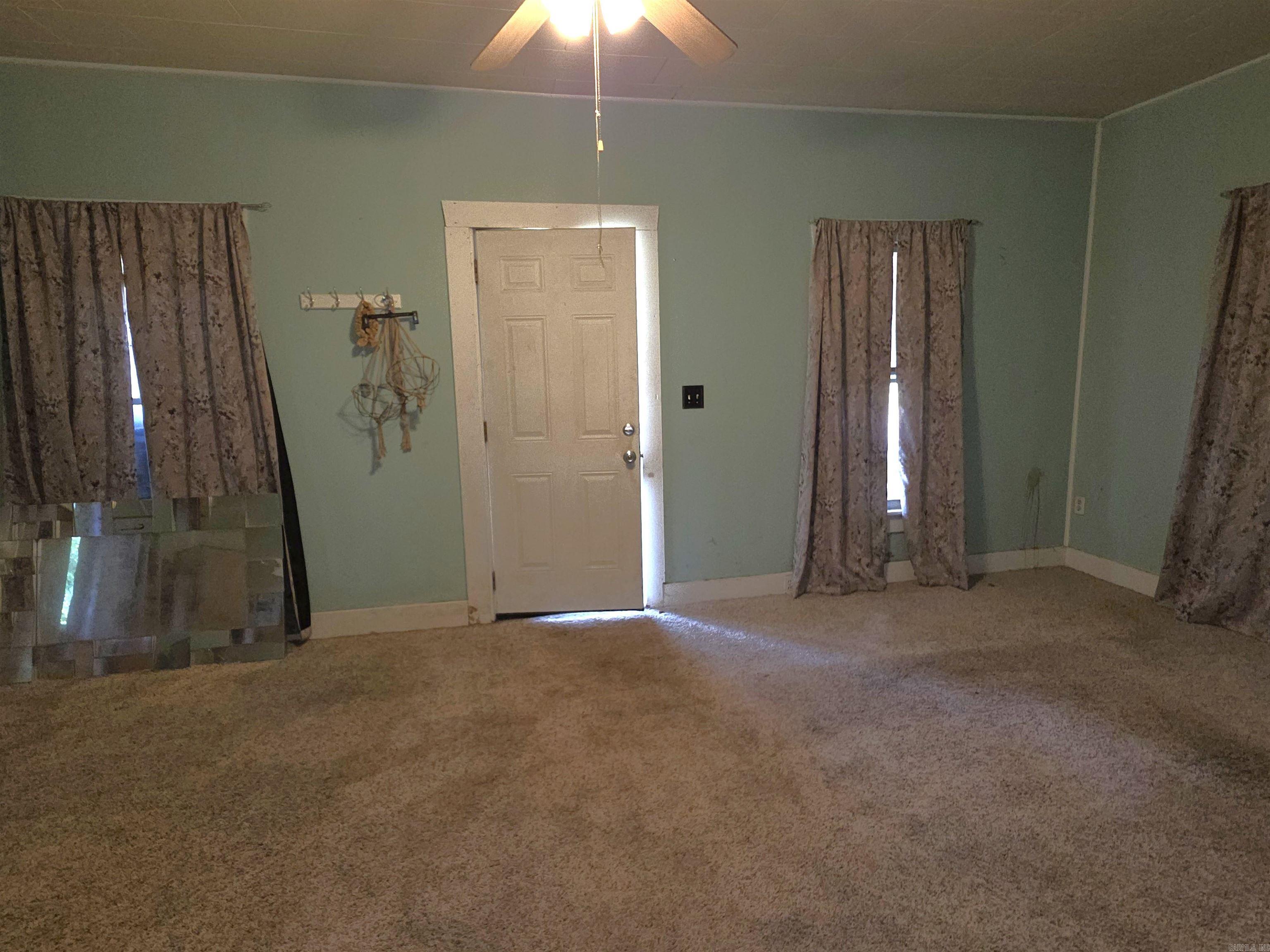 1604 Reeves Avenue Property Photo 4
