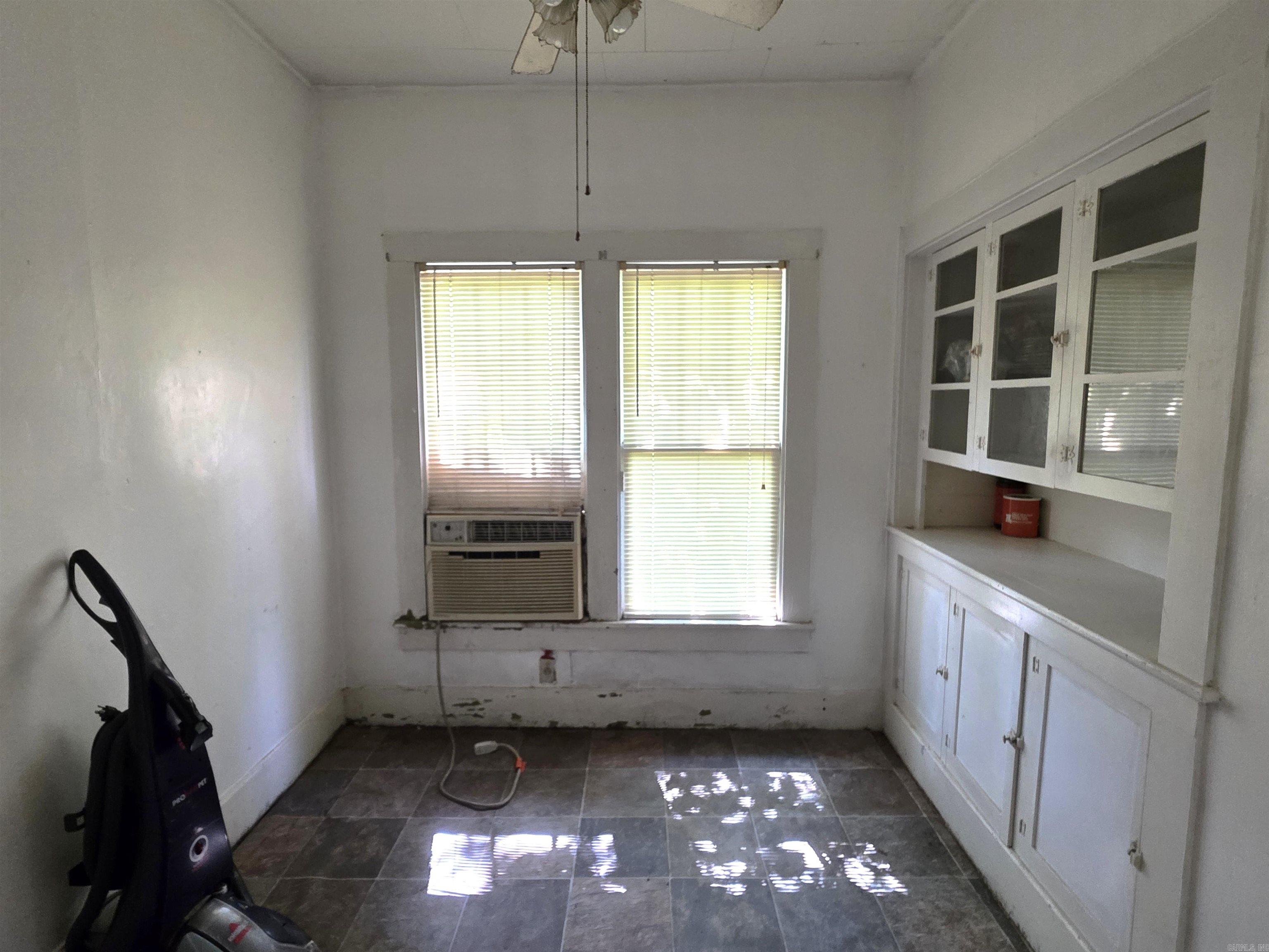 1604 Reeves Avenue Property Photo 5