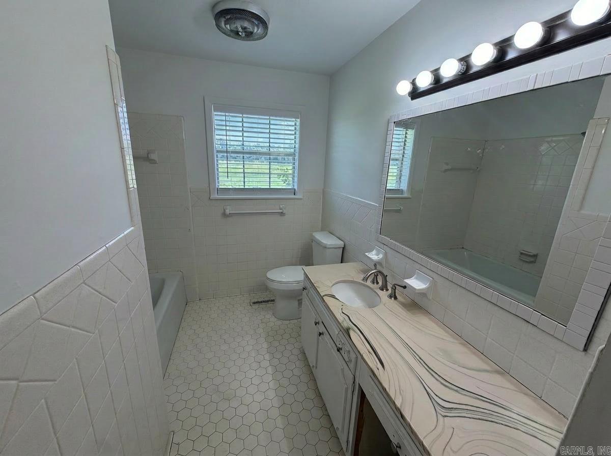14738 Faulkner Lake Road Property Photo 30