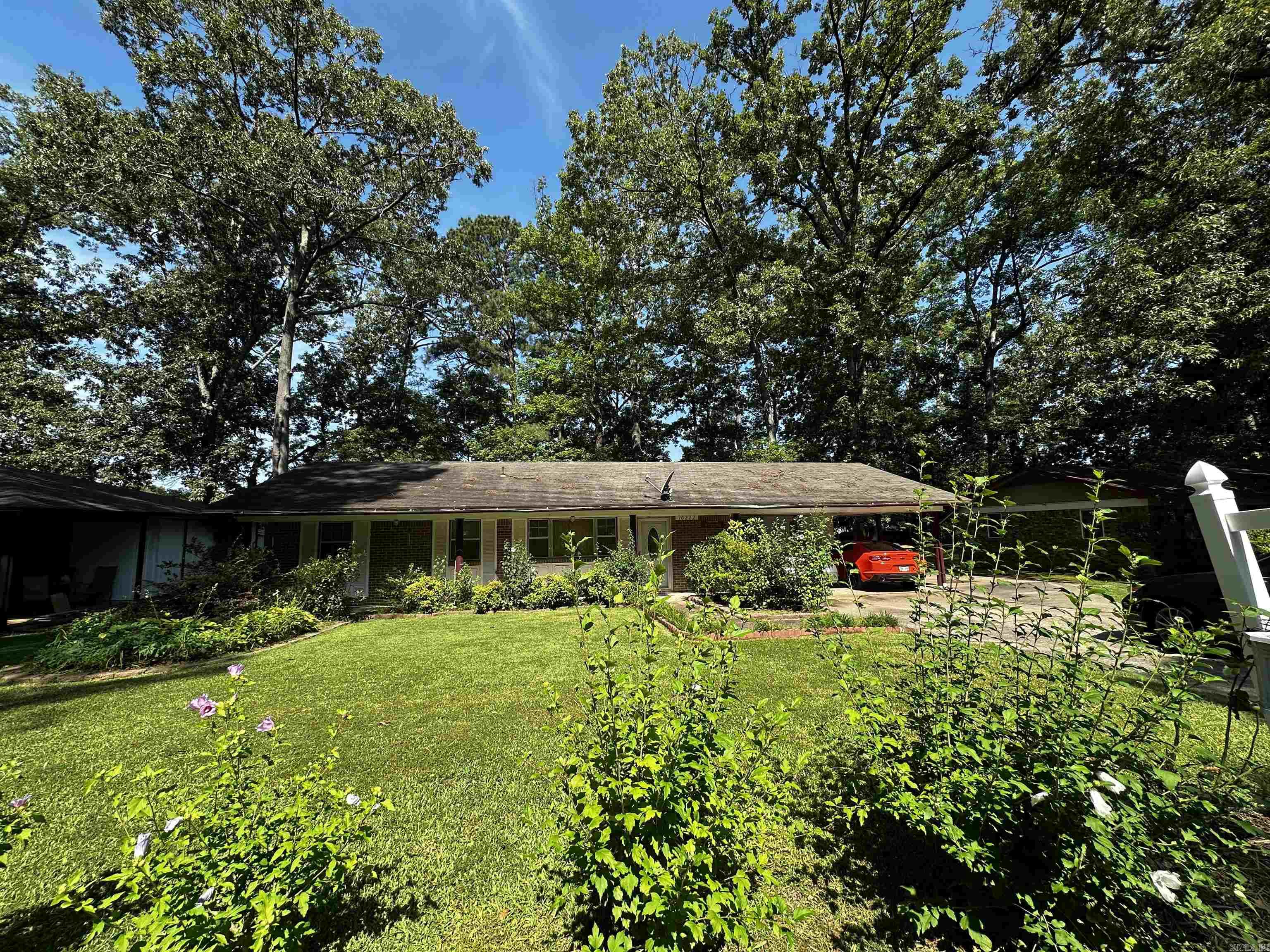10222 Stillman Drive Property Photo 1