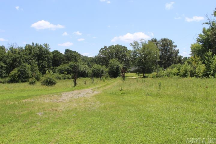 593 Delta Circle Property Photo 5