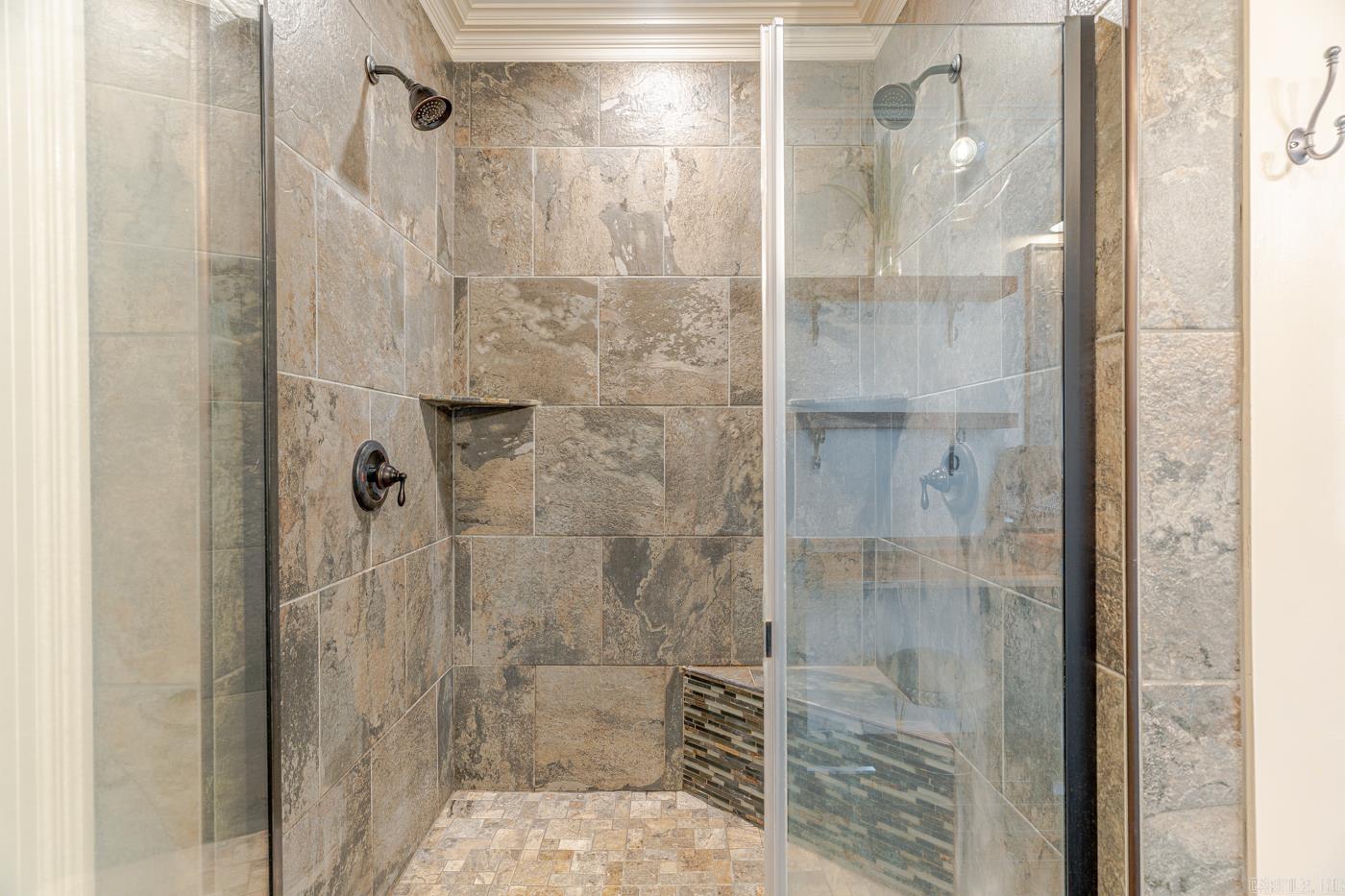 2114 Spring Hollow Dr Property Photo 22