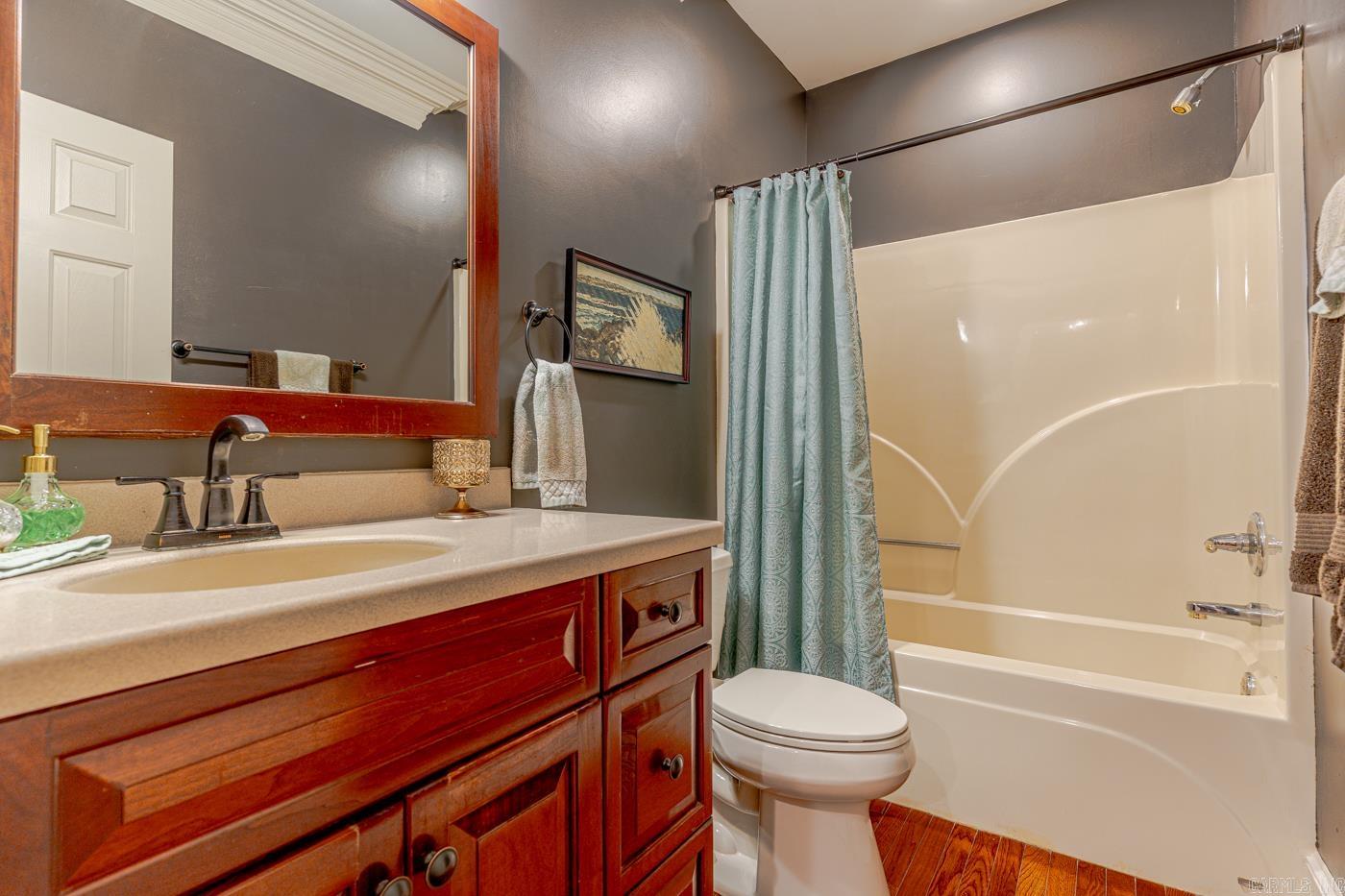 2114 Spring Hollow Dr Property Photo 25