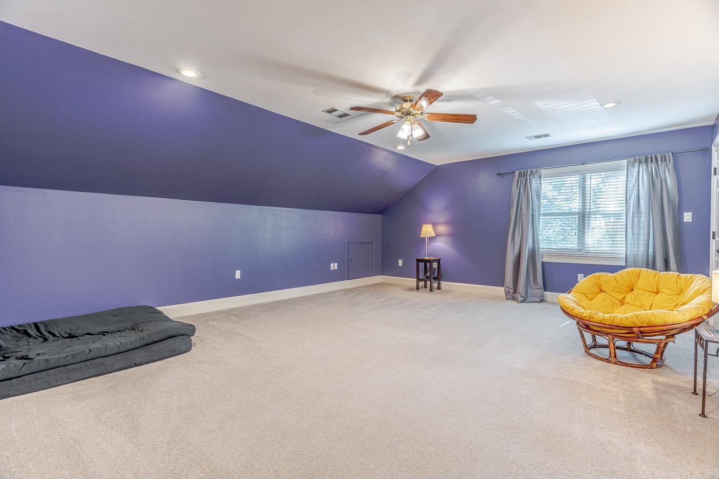 2114 Spring Hollow Dr Property Photo 30