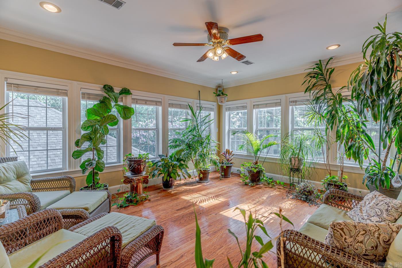 2114 Spring Hollow Dr Property Photo 38
